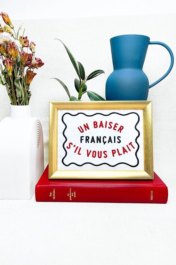 Bestickter Rahmen, hergestellt in Frankreich