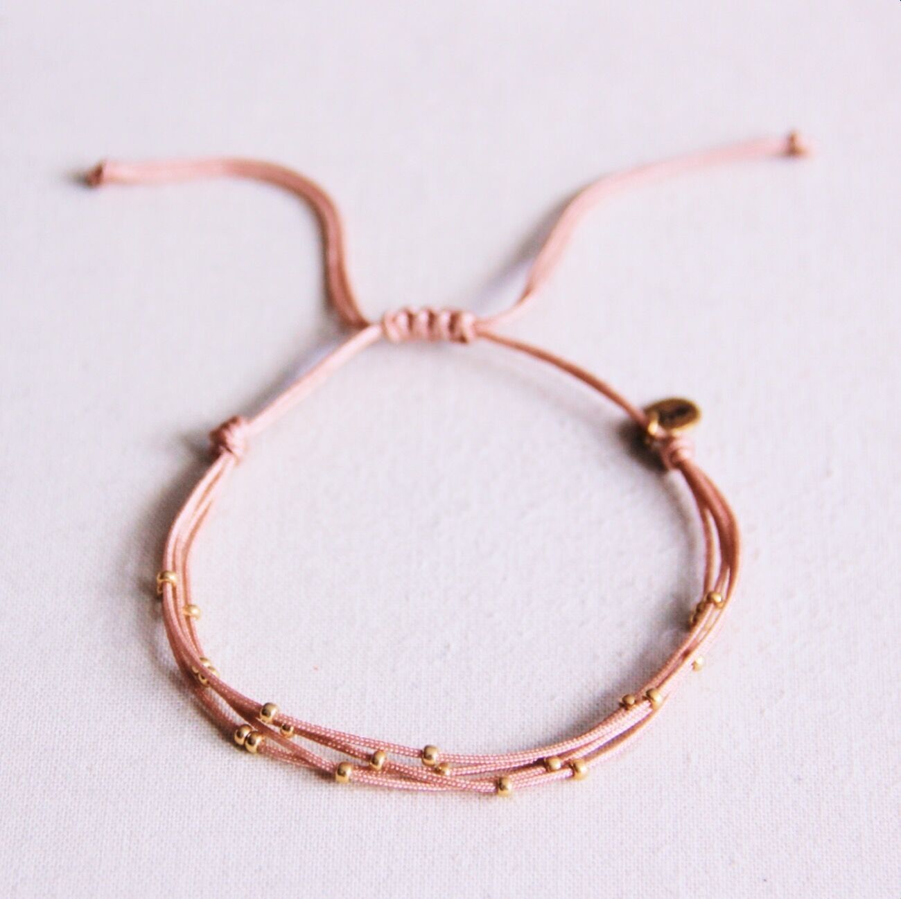 Bracciale quadruplo in raso con perline - rosa antico