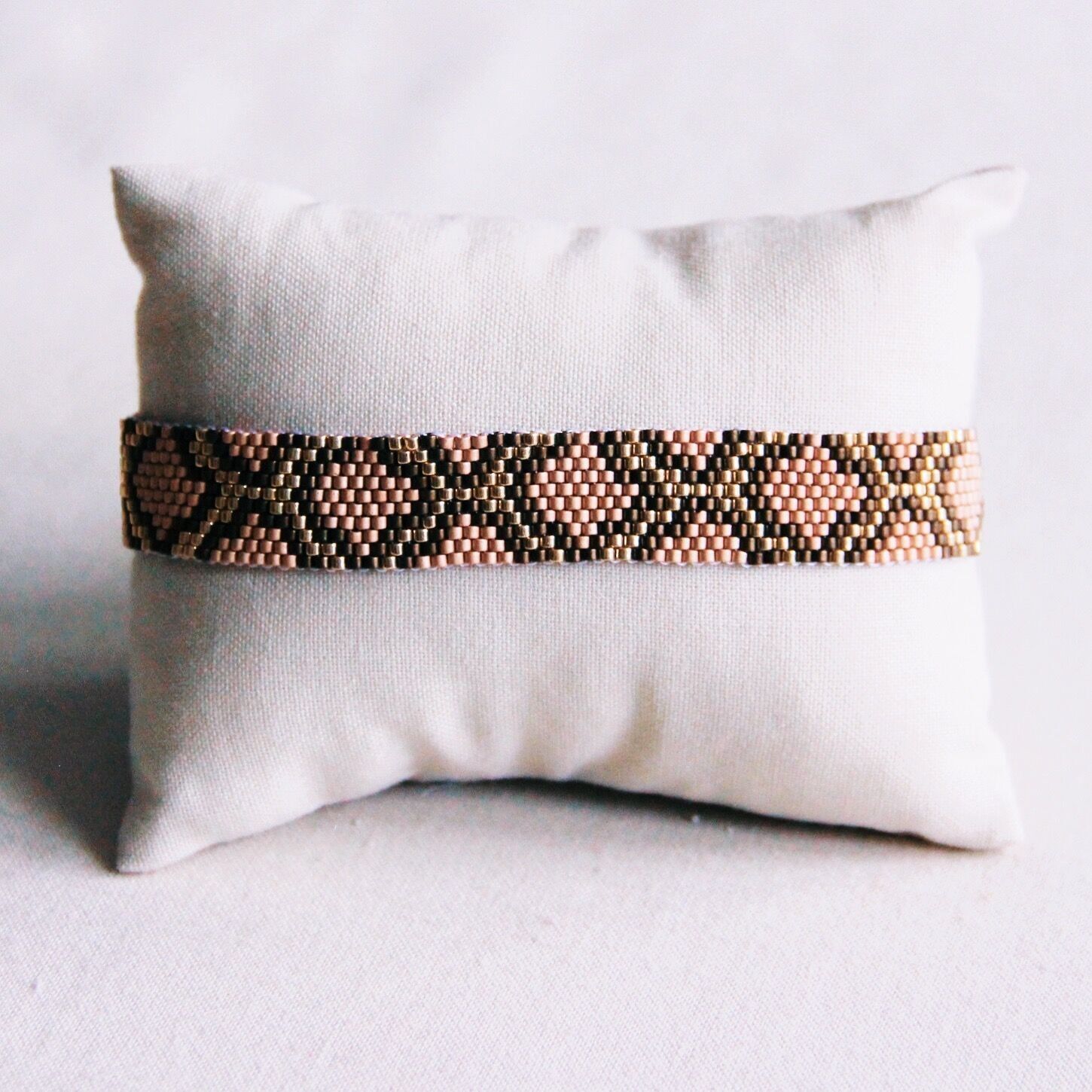 Bracciale intrecciato con motivo a serpente - marrone/beige