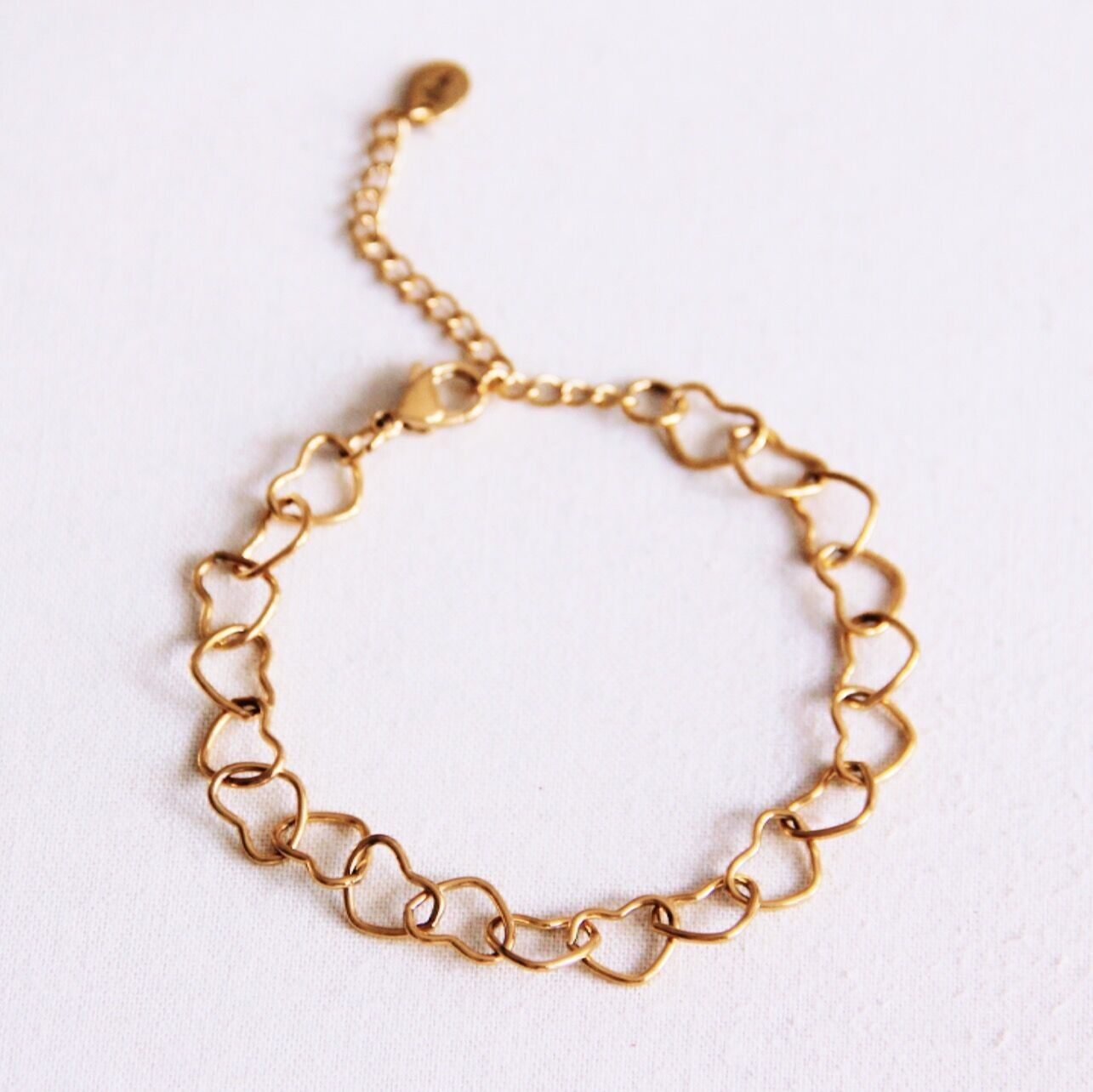 Bracciale con cuori intrecciati