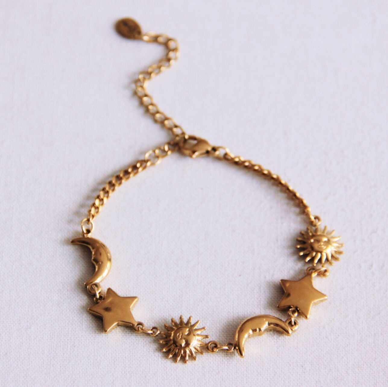 Bracciale a maglie con sole, luna e stella