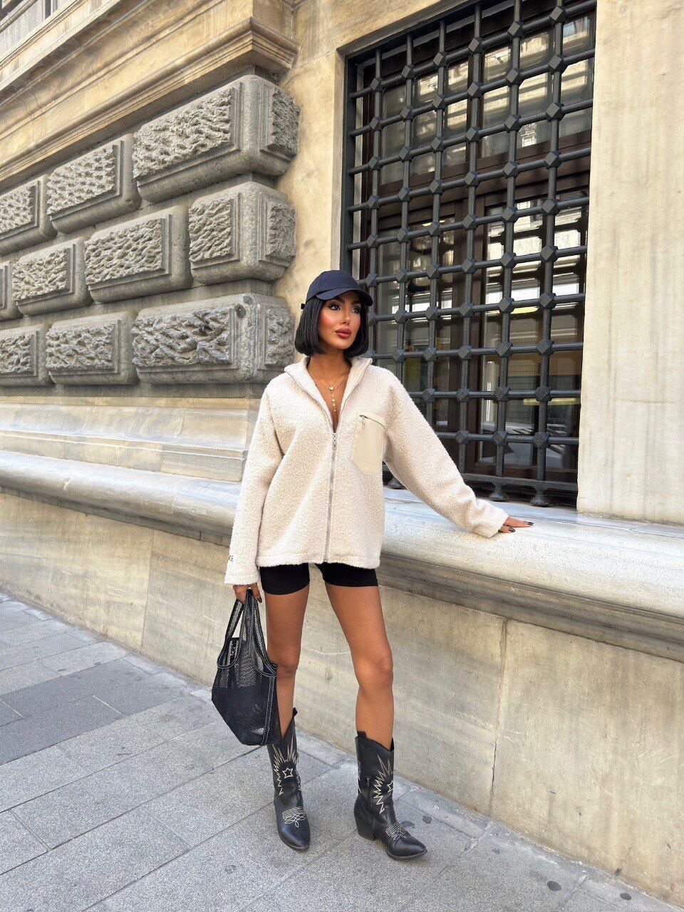 Giacca bouclette con zip e tasche - ecru