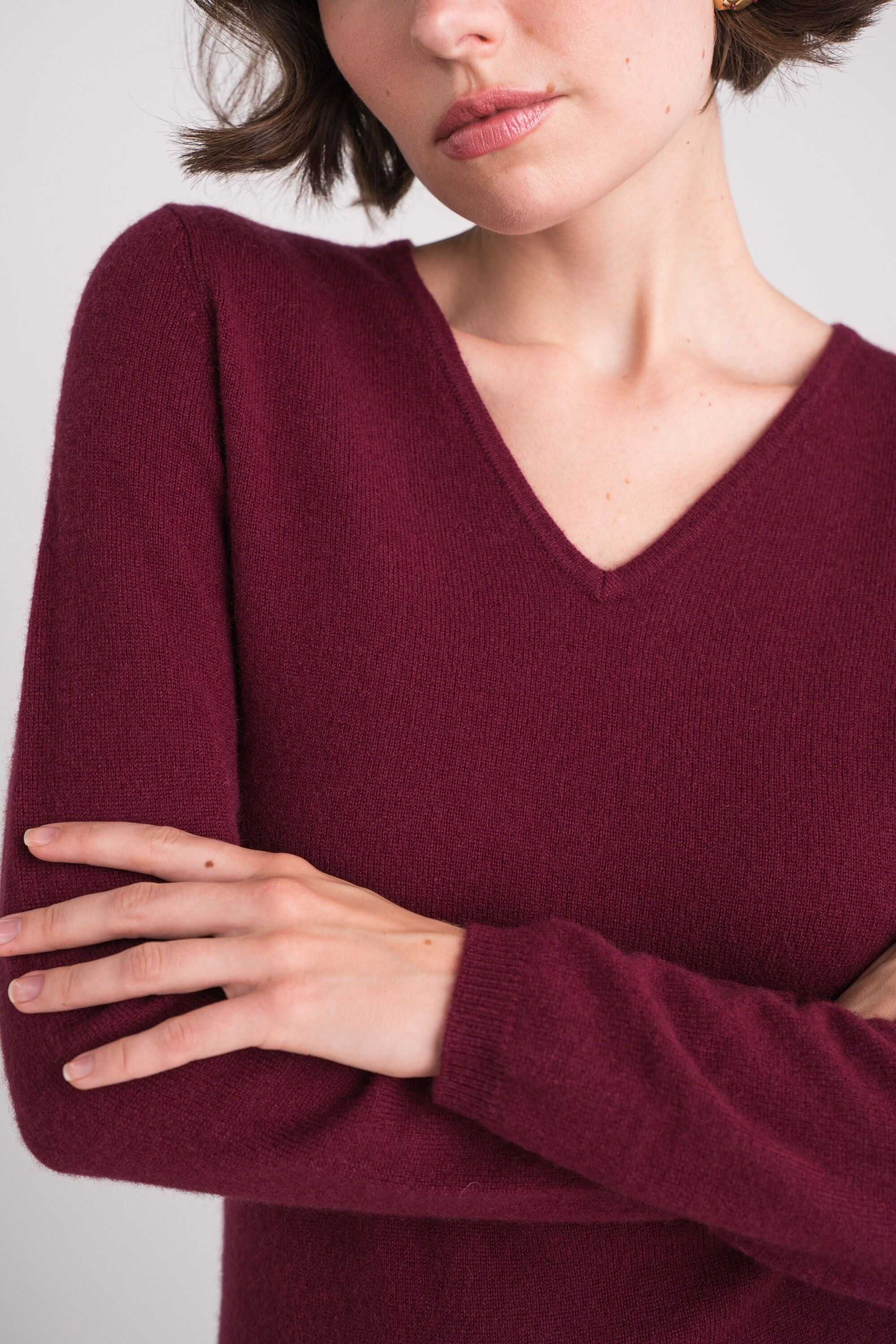 Kaschmirpullover mit V-Ausschnitt