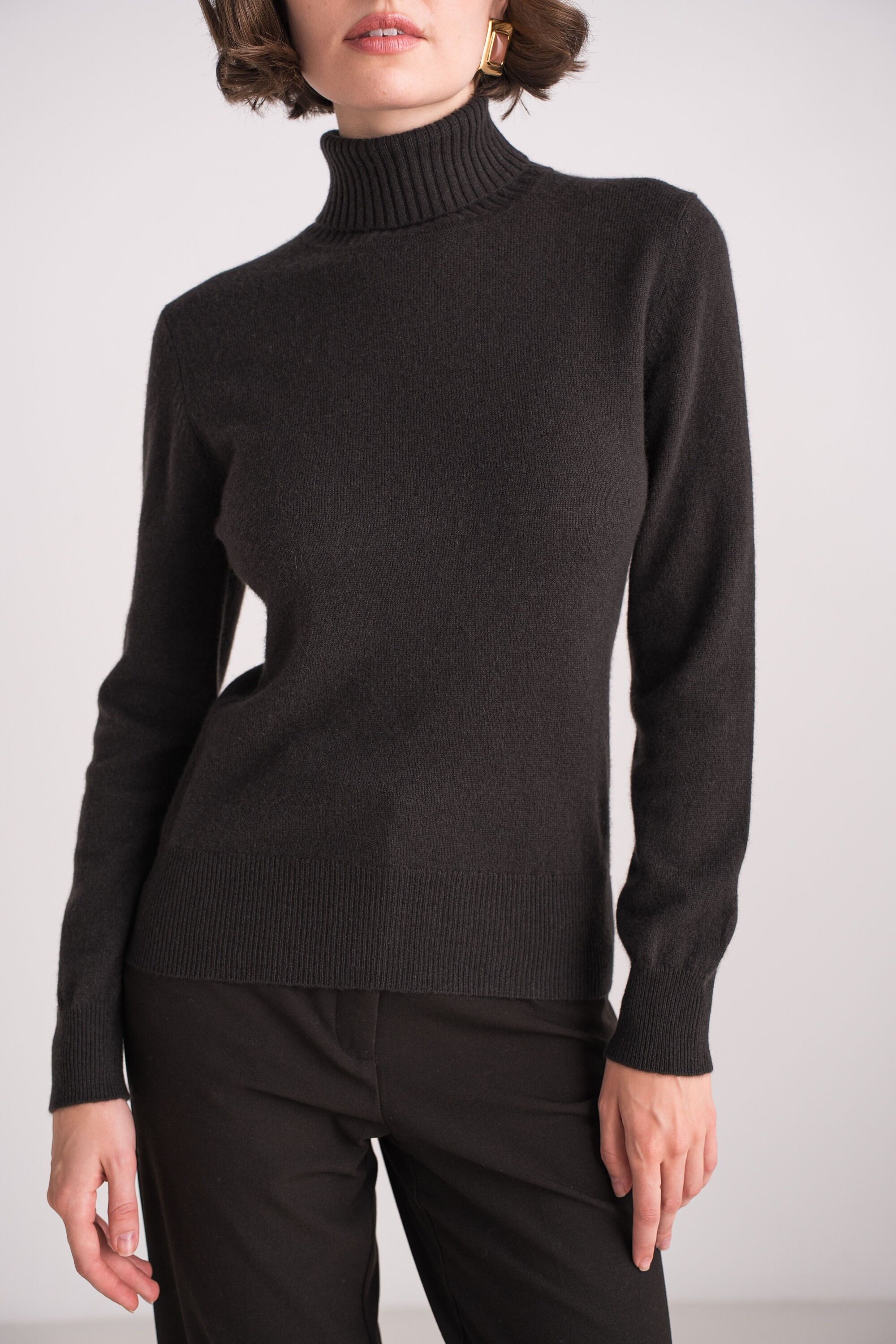 Suéter de cuello alto de cachemira