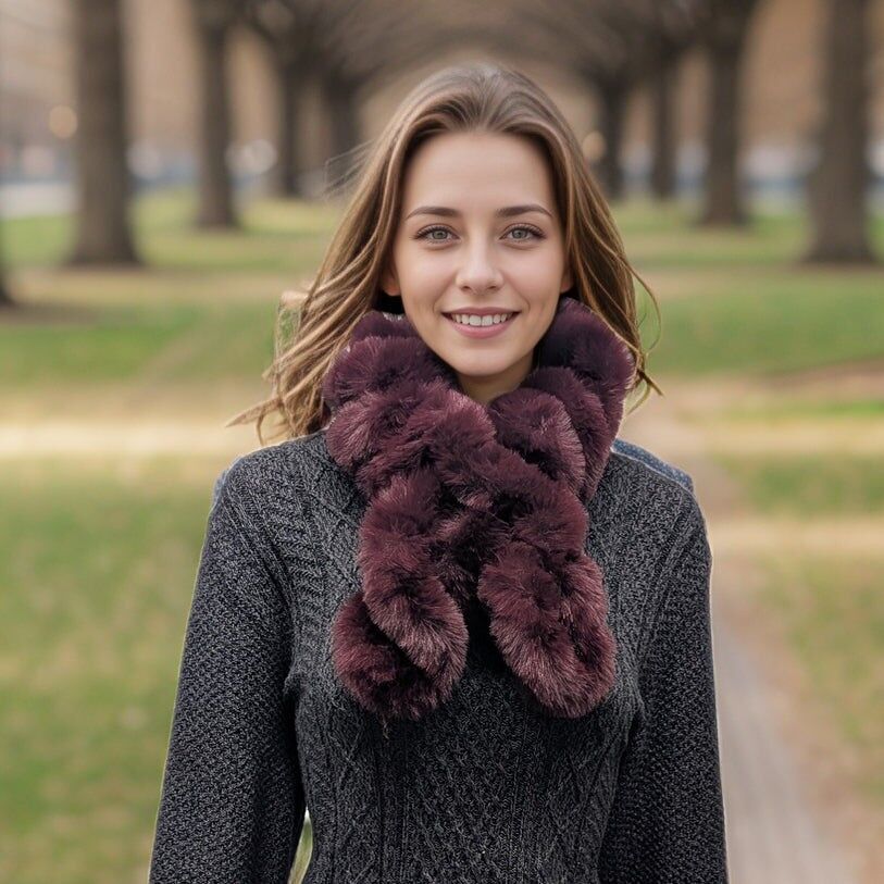 Collare a cavatappi in pelliccia sintetica - Rosso scuro