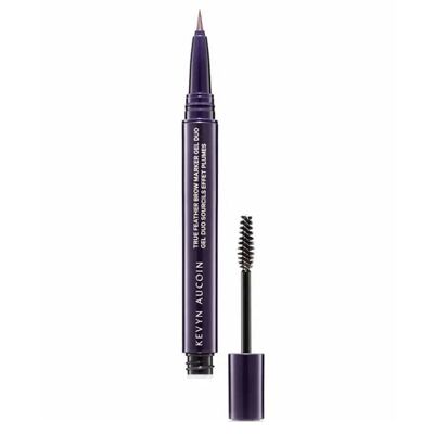 Marcador de cejas en gel True Feather de Kevyn Aucoin, dúo castaño oscuro