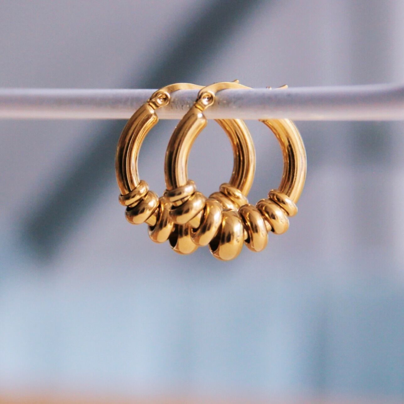 Orecchini "audaci" in acciaio inossidabile