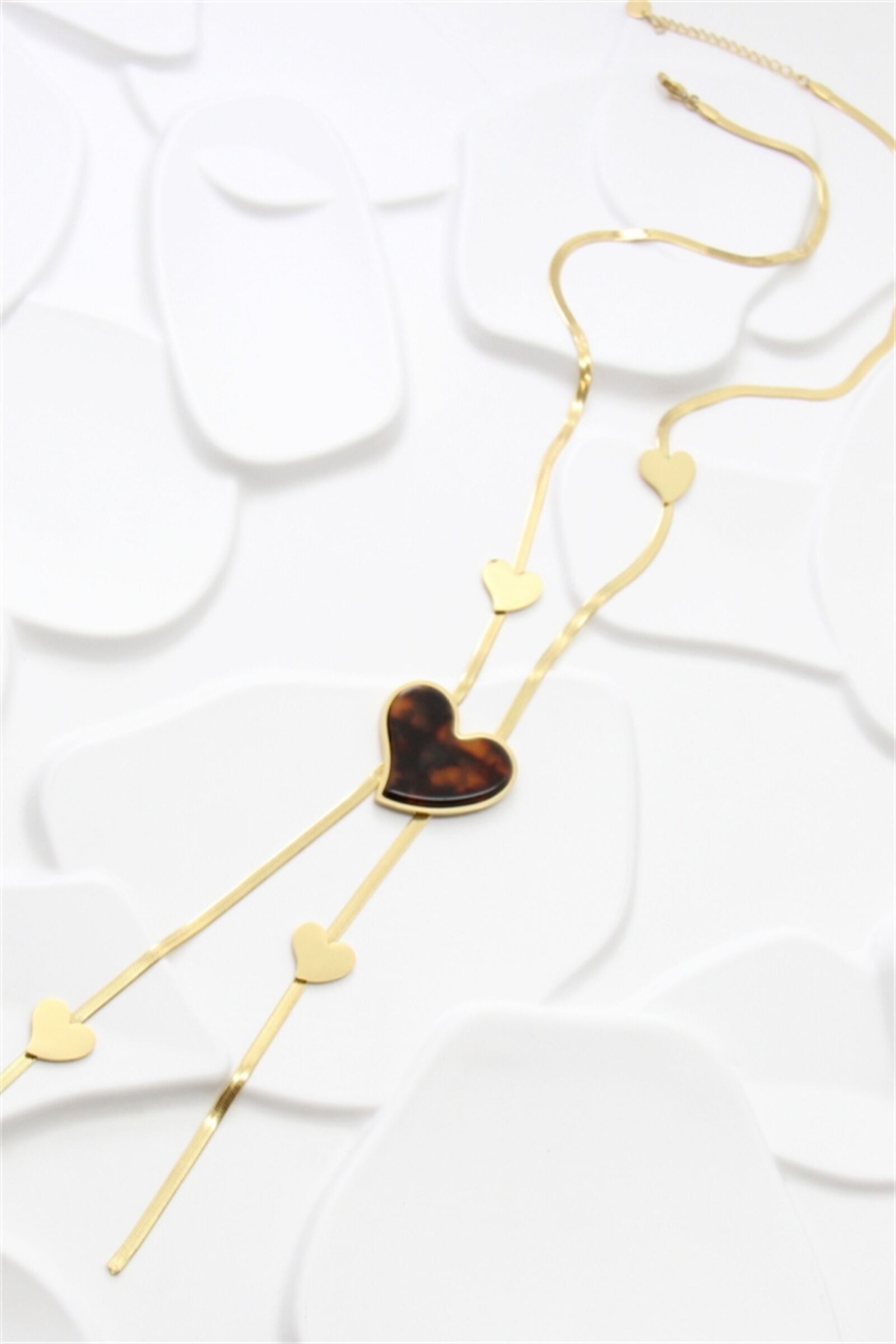 Collana lunga a forma di cuore in acciaio inossidabile