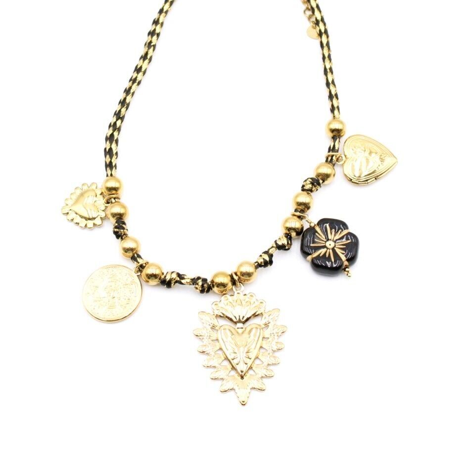 Trendy necklace with charms