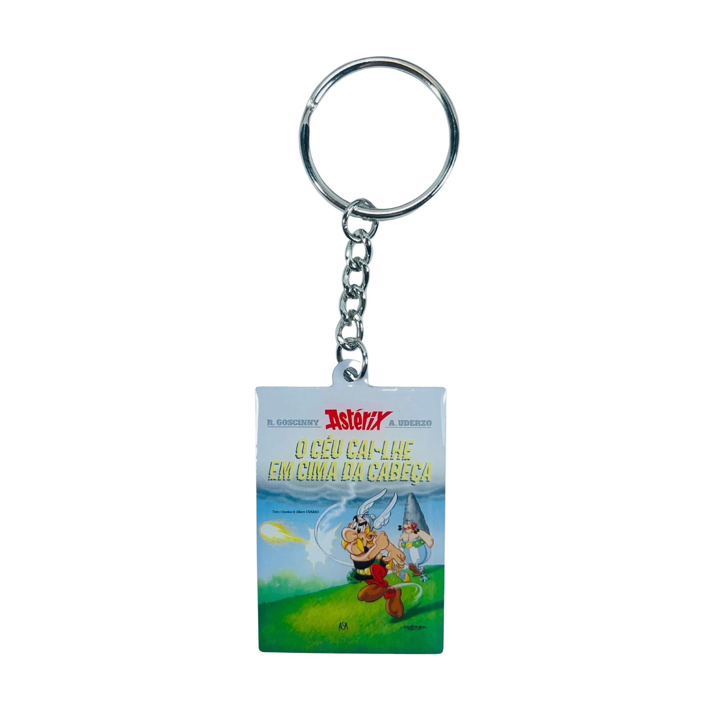 SCHLÜSSELANHÄNGER © 33 – Astérix – O Céu Cai-lhe em Cima da Cabeça – Comic-Cover – Portugiesisch – A#753
