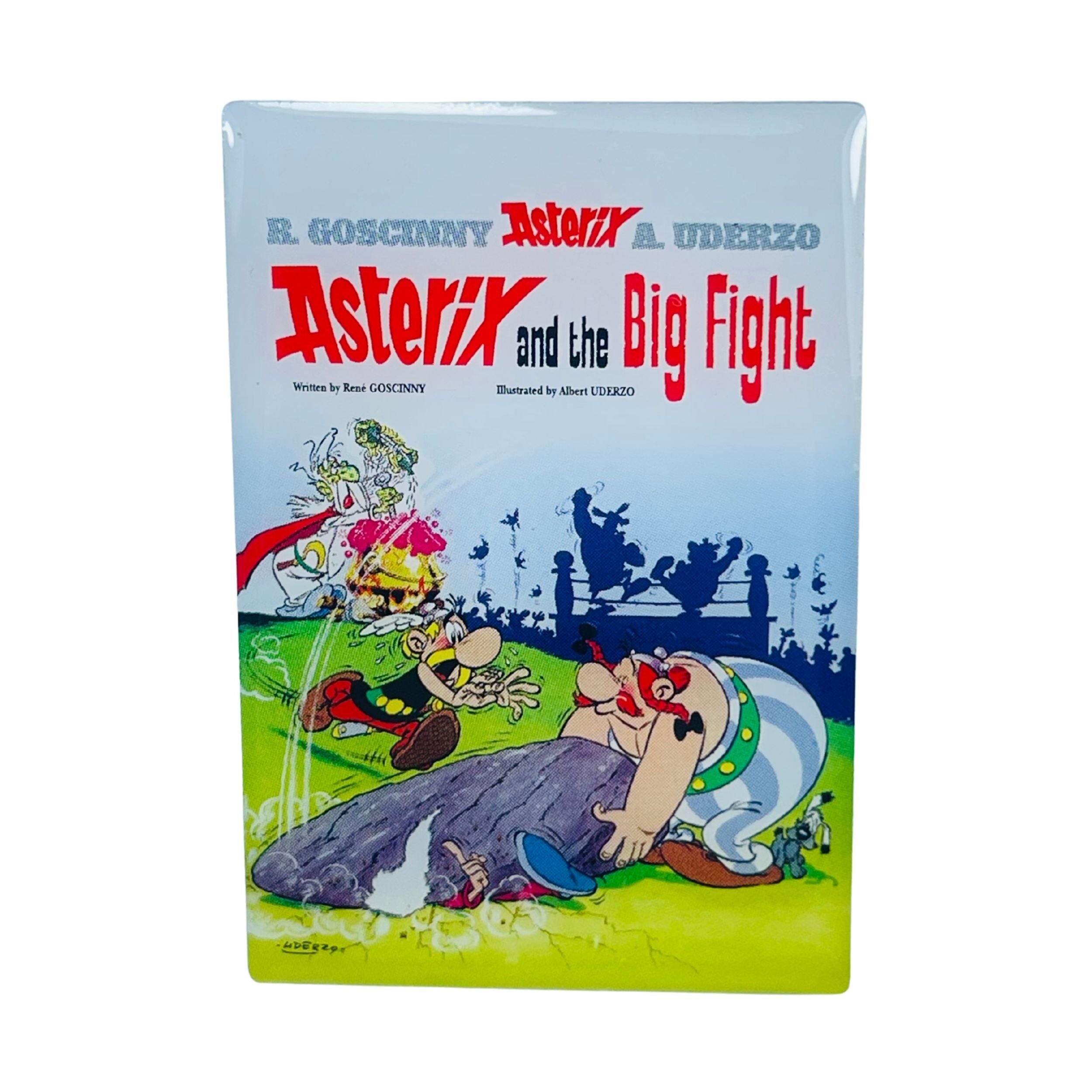 PIN © 7 - Asterix und der große Kampf - Comic Cover - Englisch - A#487