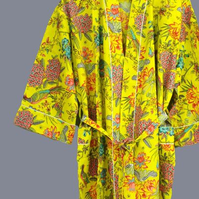 Bata tipo kimono de algodón con estampado tropical de pájaros y flores en amarillo mostaza