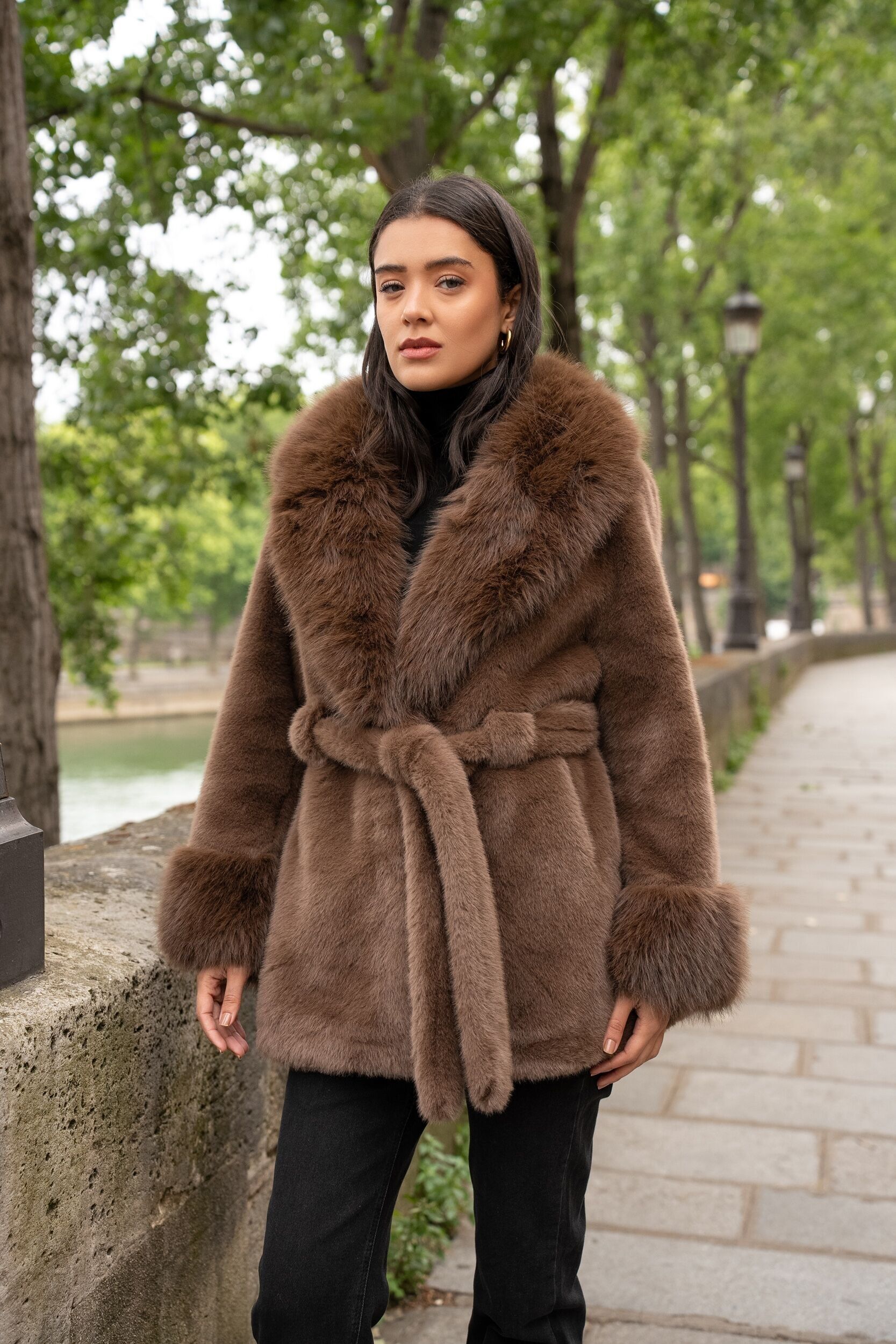 Buy wholesale Faux fur coat with large collar - Y171