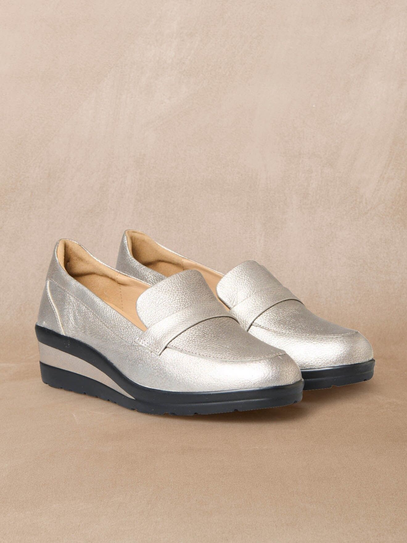 Mocassini con zeppa e suola ad aria (2012525_0023)