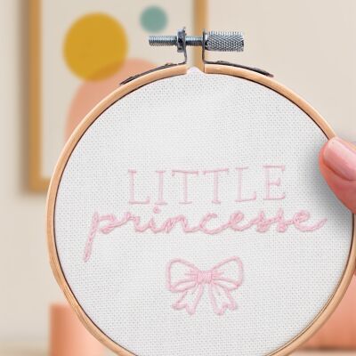K-0149 - Bordado decorativo - Princesita