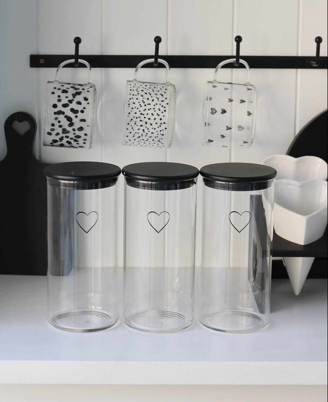 Set 3 Bamboo Storage Jars - Black Single Heart Black lid 1400ml