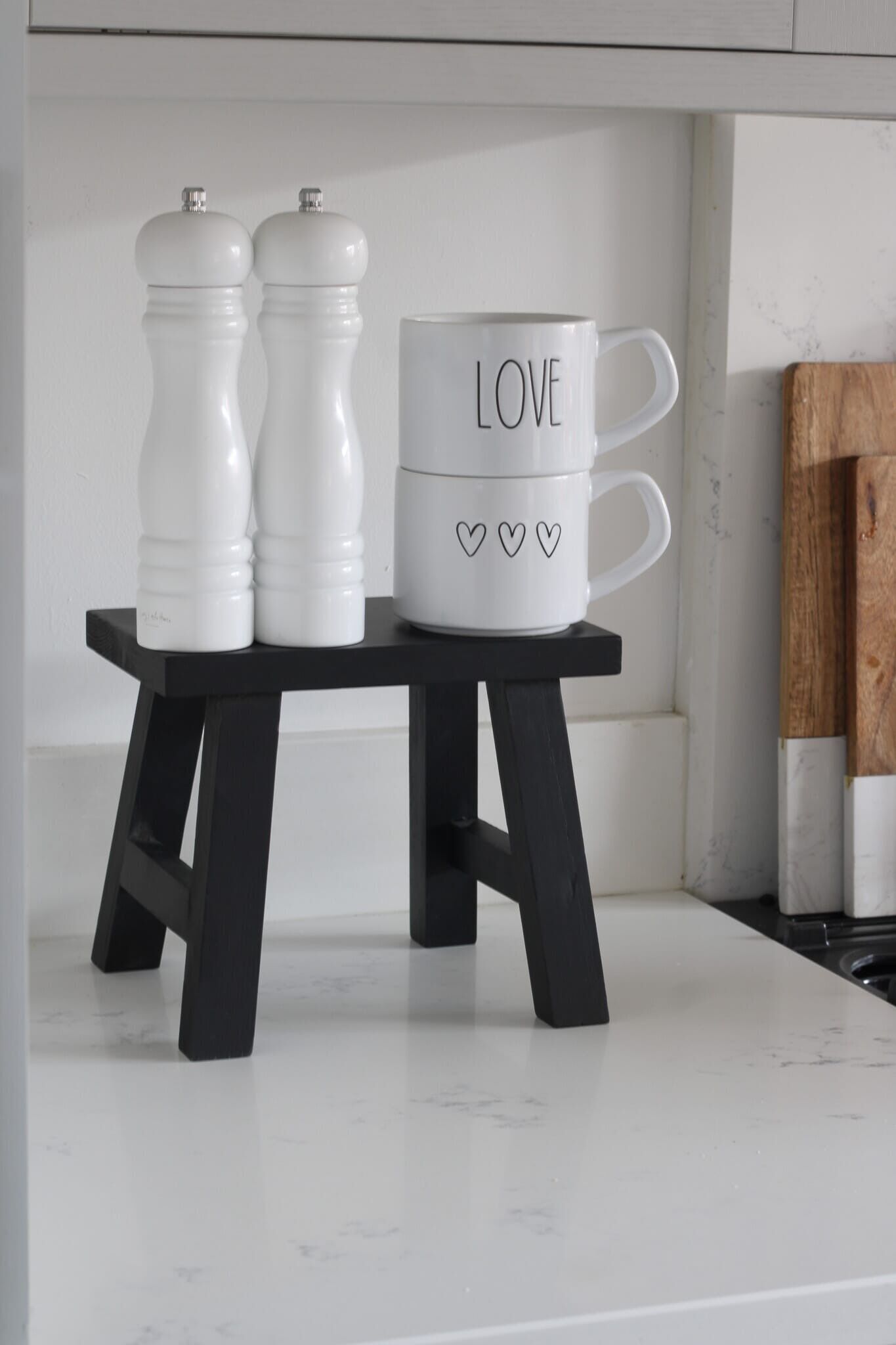 Taburete de madera maciza de pino - Negro