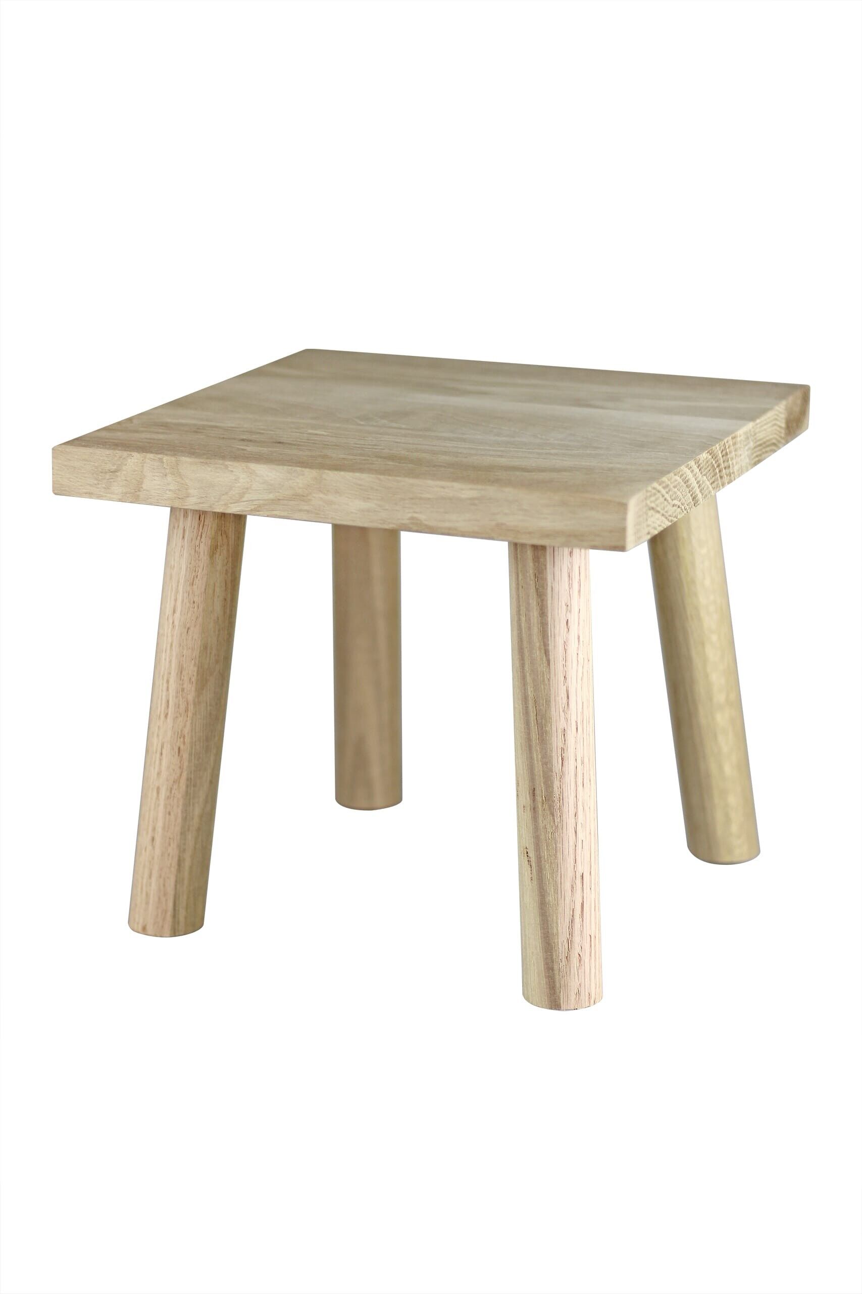 Square Oak Stool - Round Legs/Oak