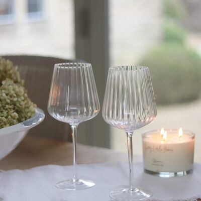 Set of 2 Wine Glasses - Ribbed