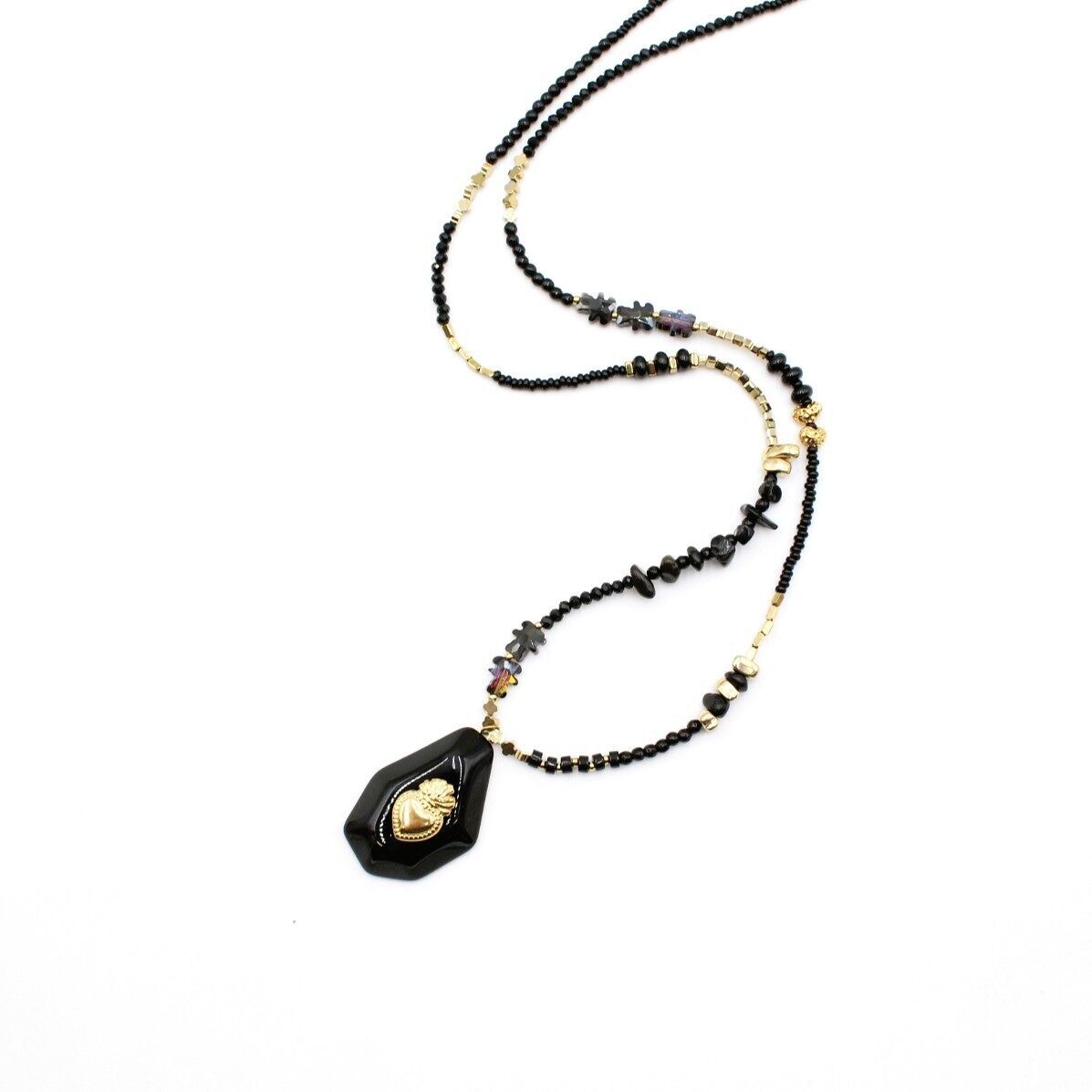 Top fashion necklace with resin pendant