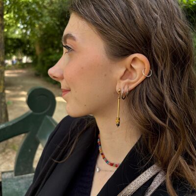 Oh la la! Black nut tube earrings
