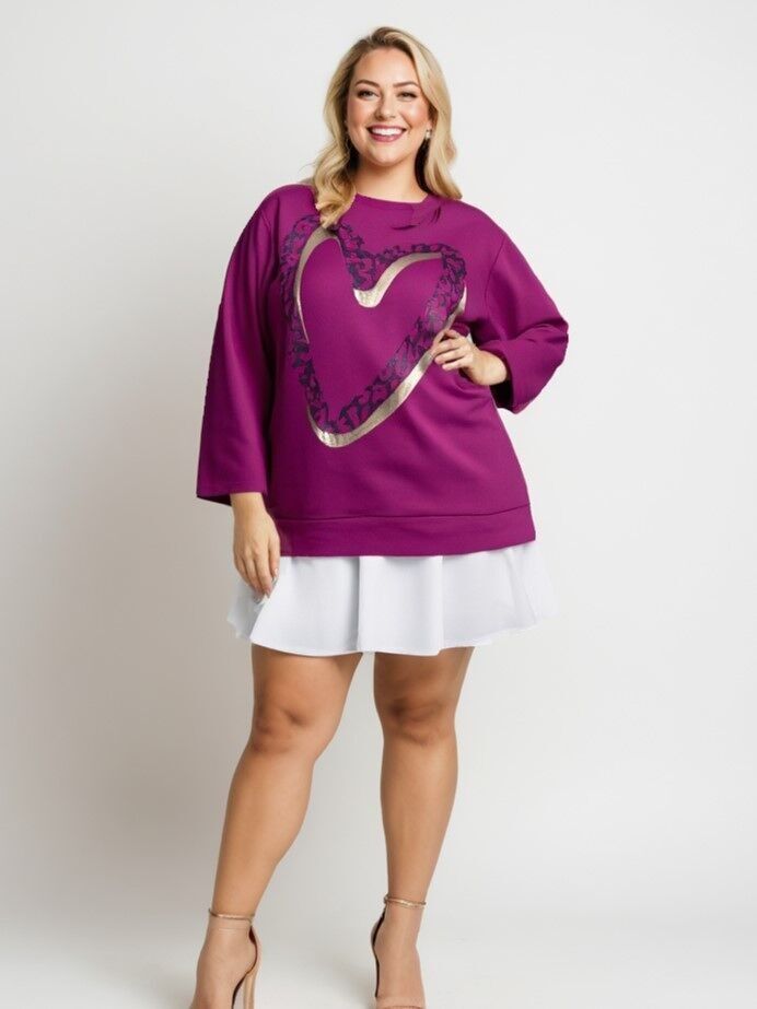 Lila Kleid mit Herzmuster in Übergröße (T221214)