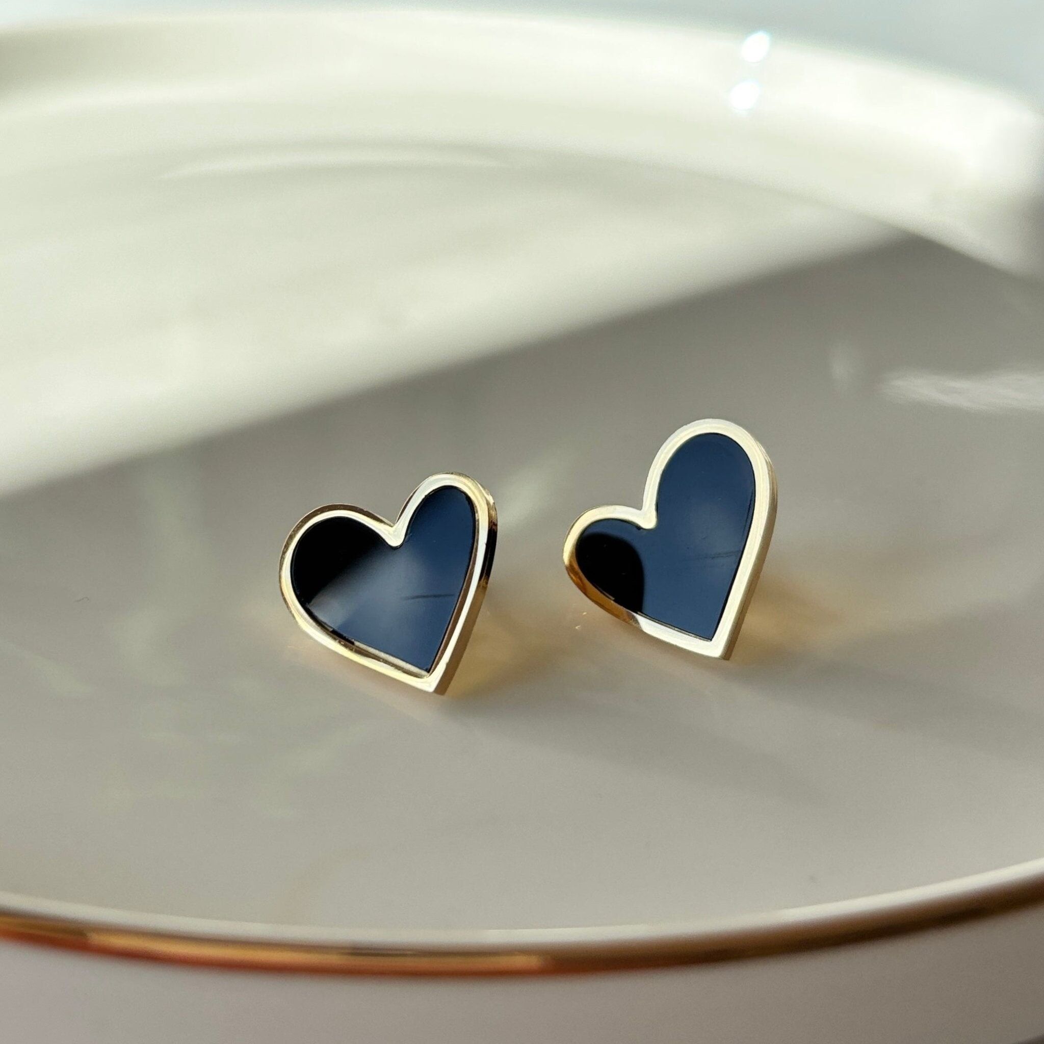 Orecchini de esencia oscura