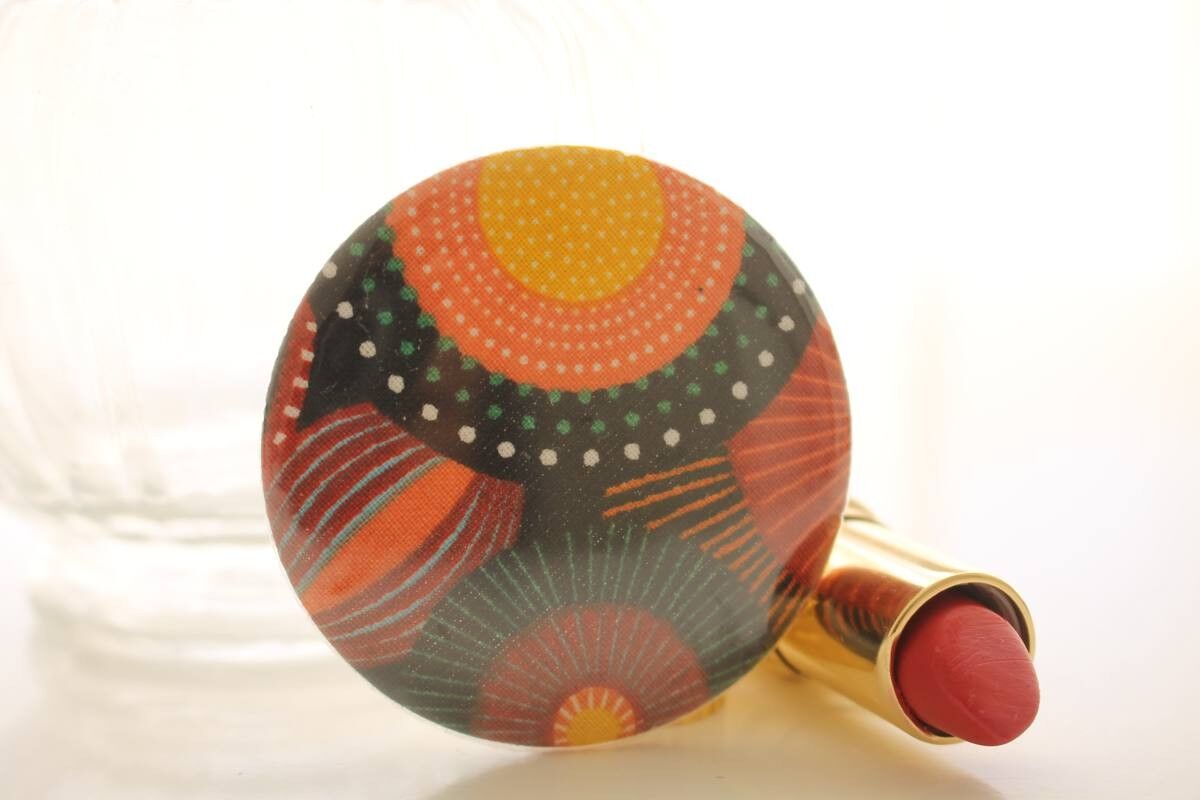 Bella specchietto tascabile rotondo giallo