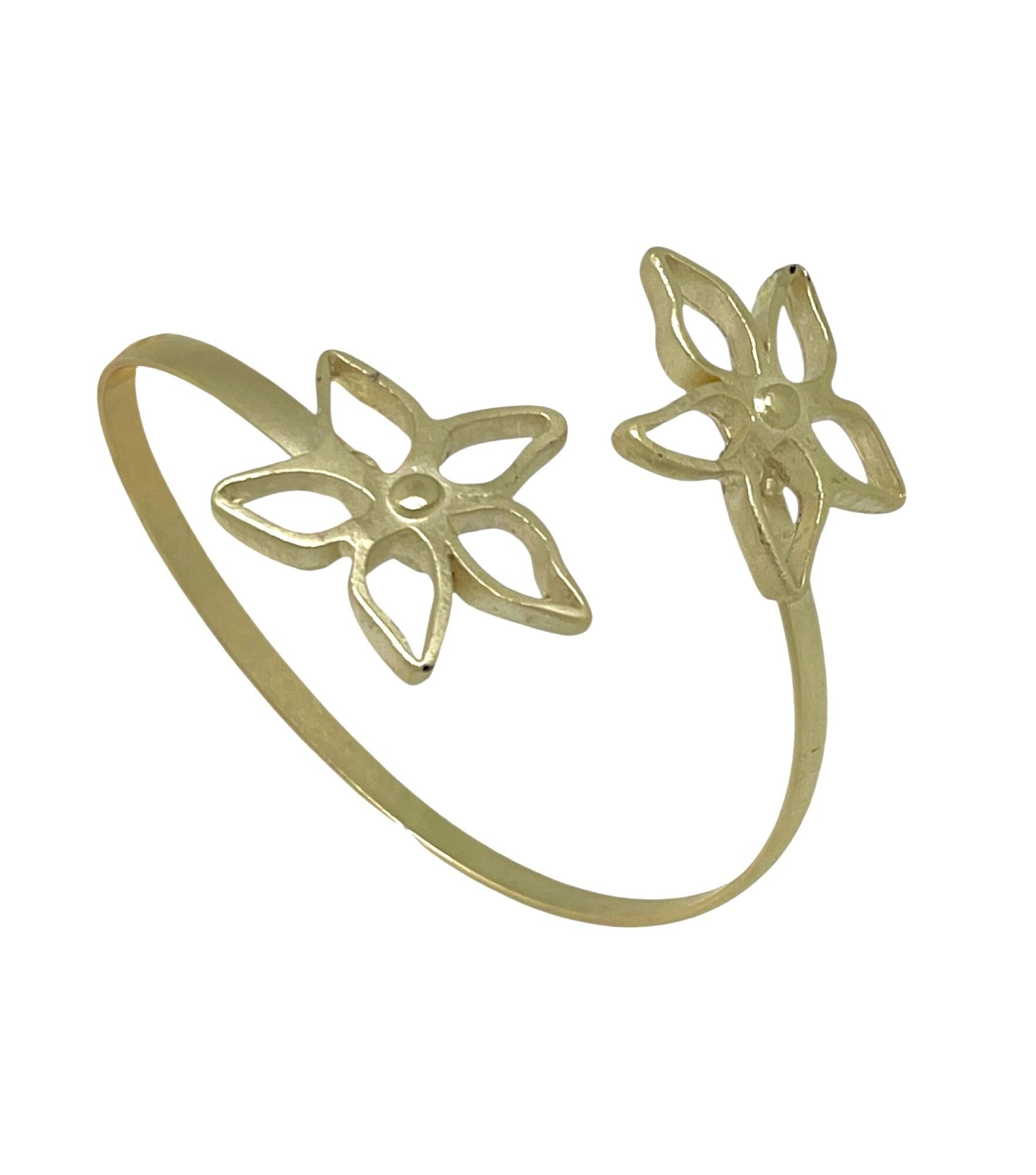 Bracciale rigido sottile irregolare Blom in ottone placcato oro doppio regolabile