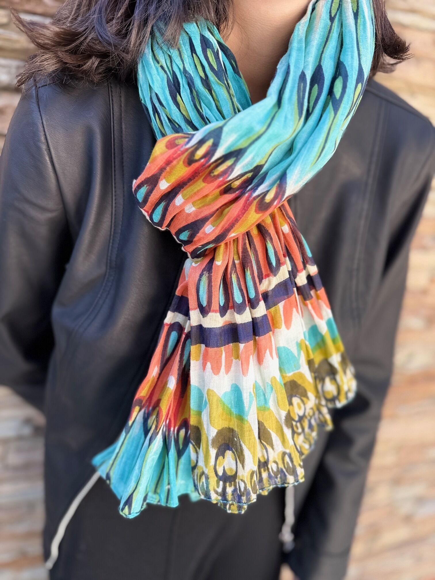 Tendencia de bufandas de mujer invierno 2025