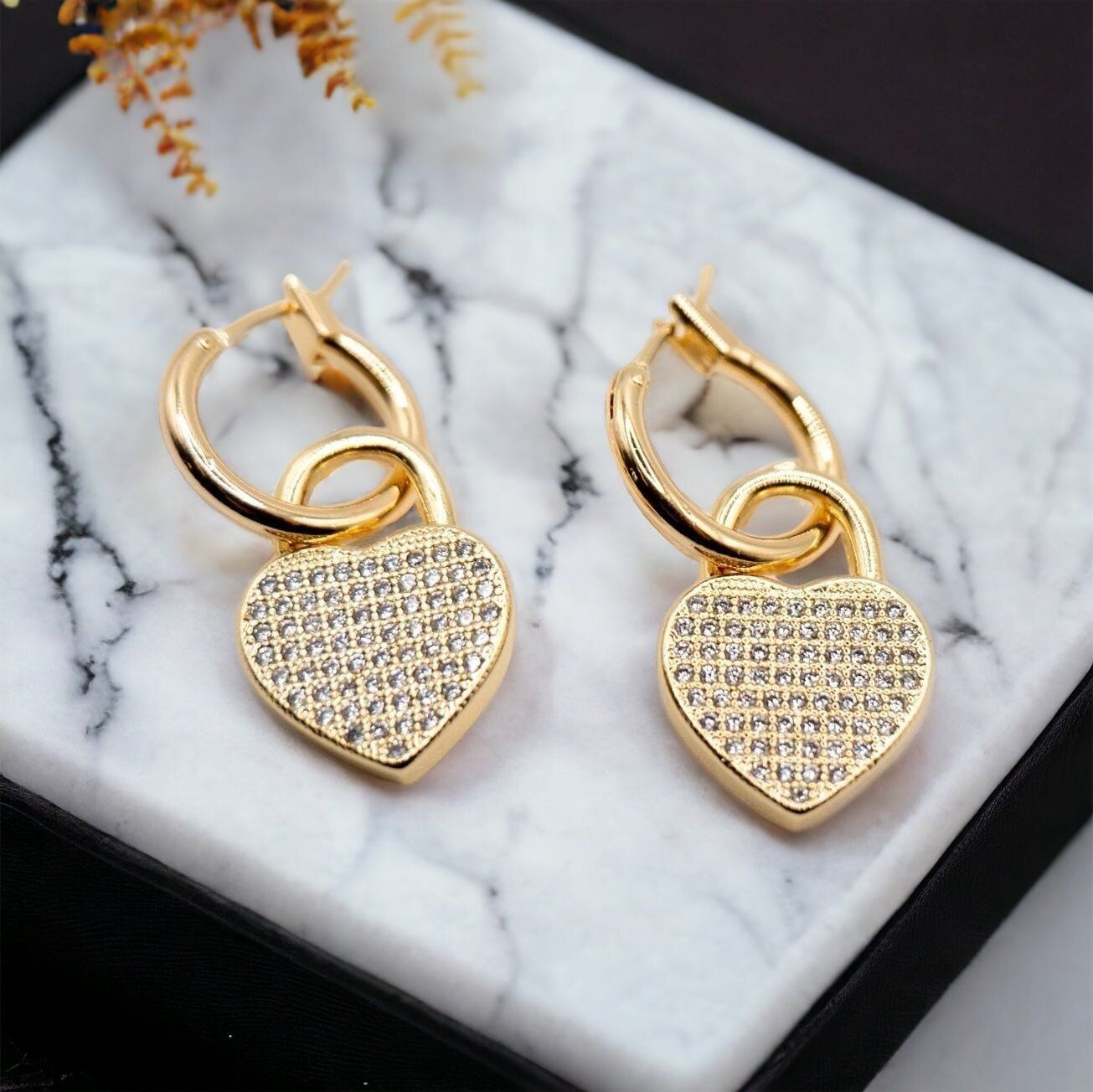 Gebratene Orecchini mit Lucchetto