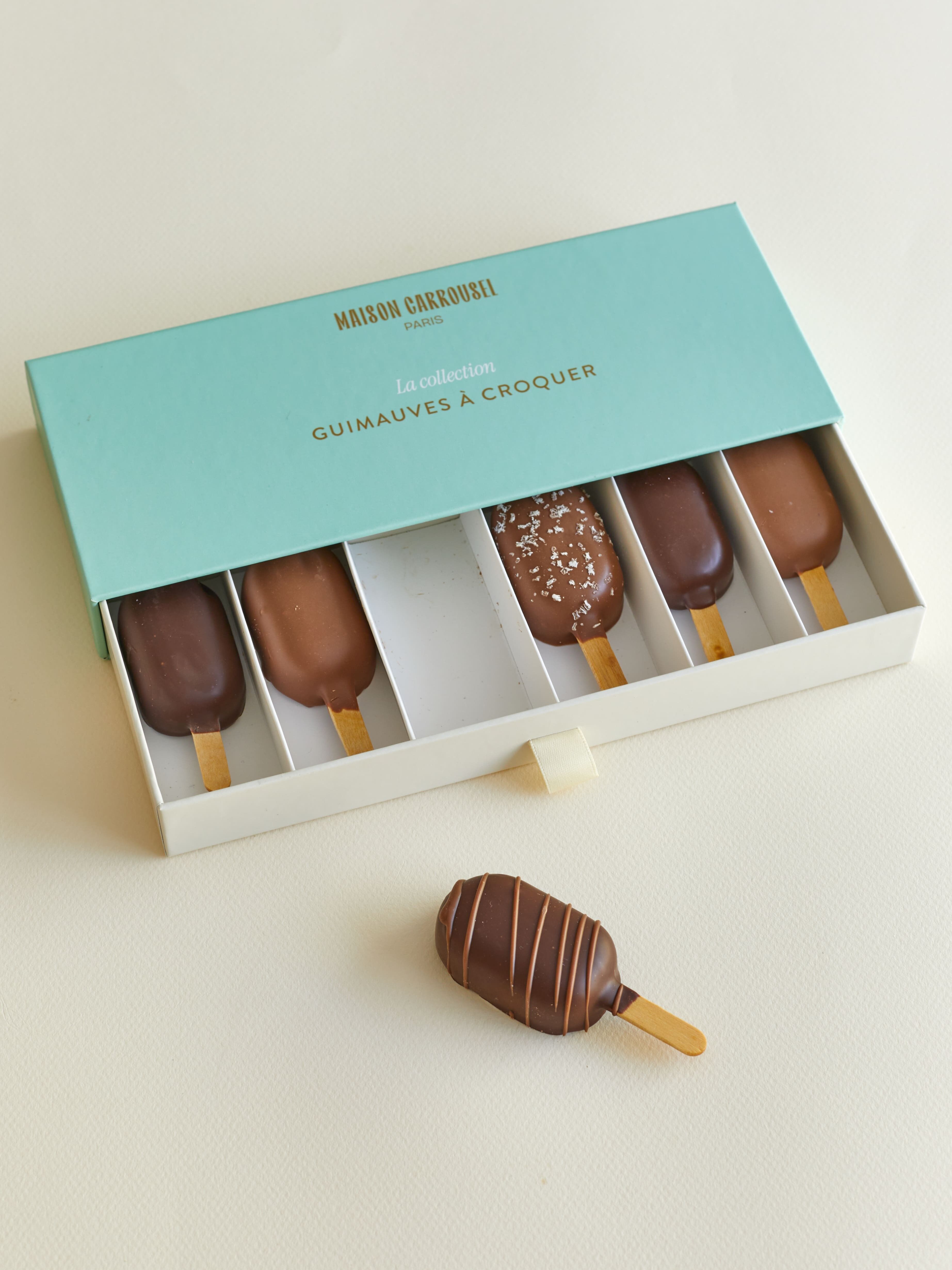 Box of 6 marshmallow popsicles