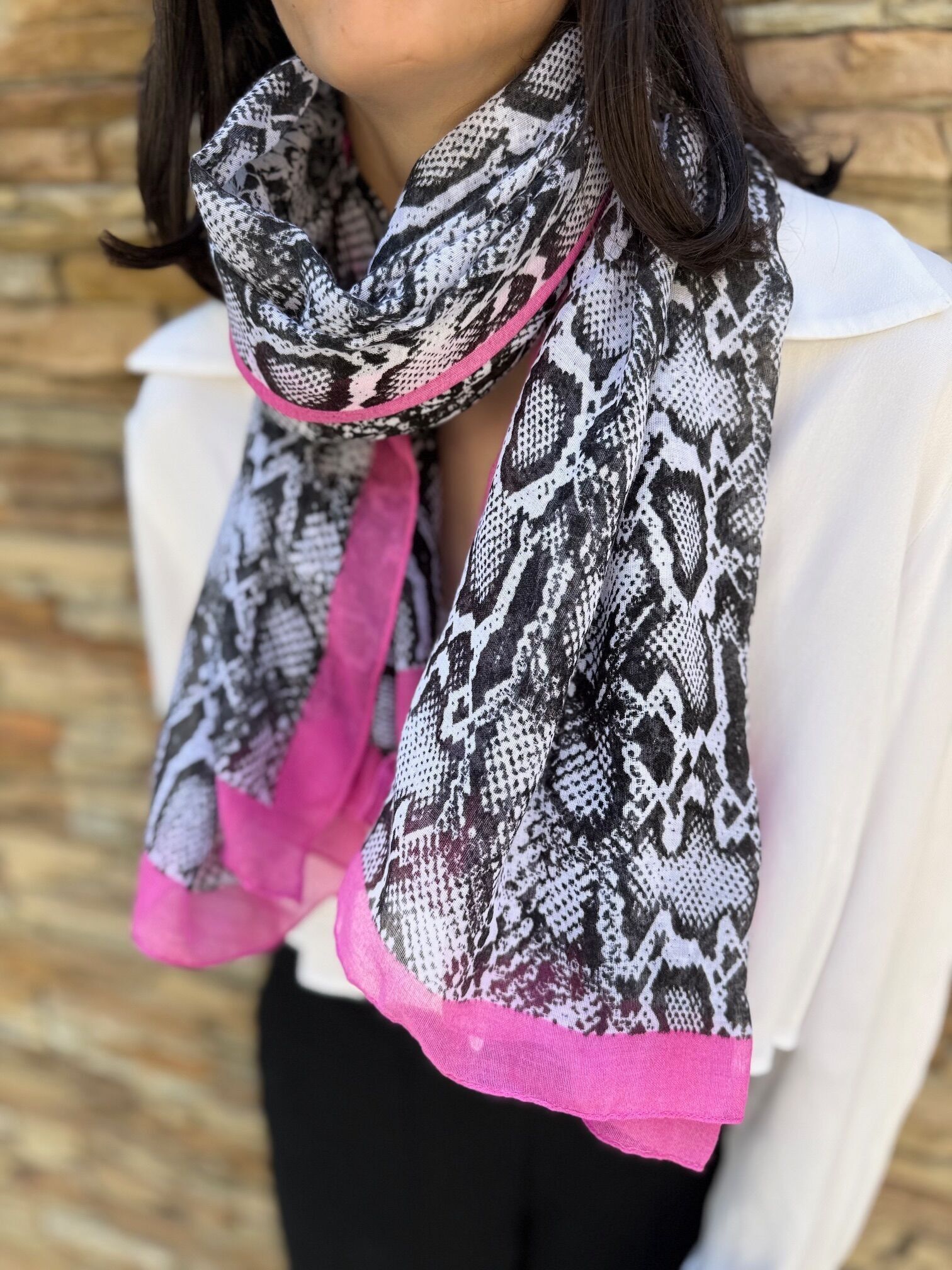 Bufanda de mujer con estampado de pitón, talla grande