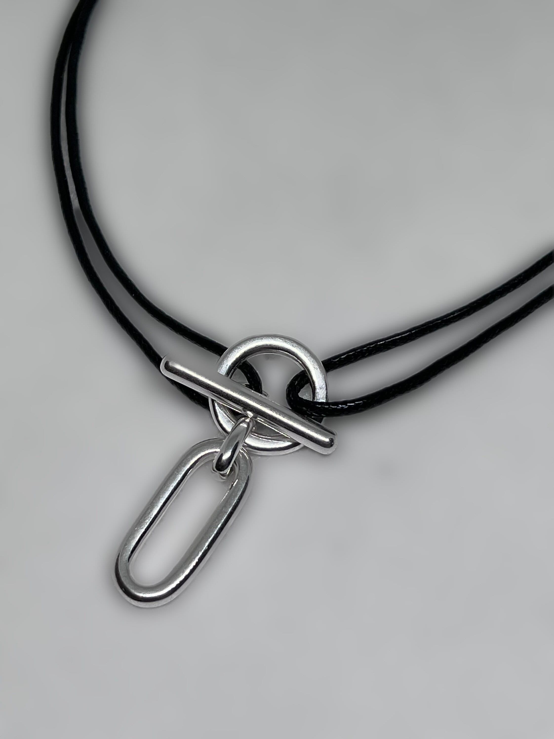 Knebelkette mit ovaler Charm-Kordel