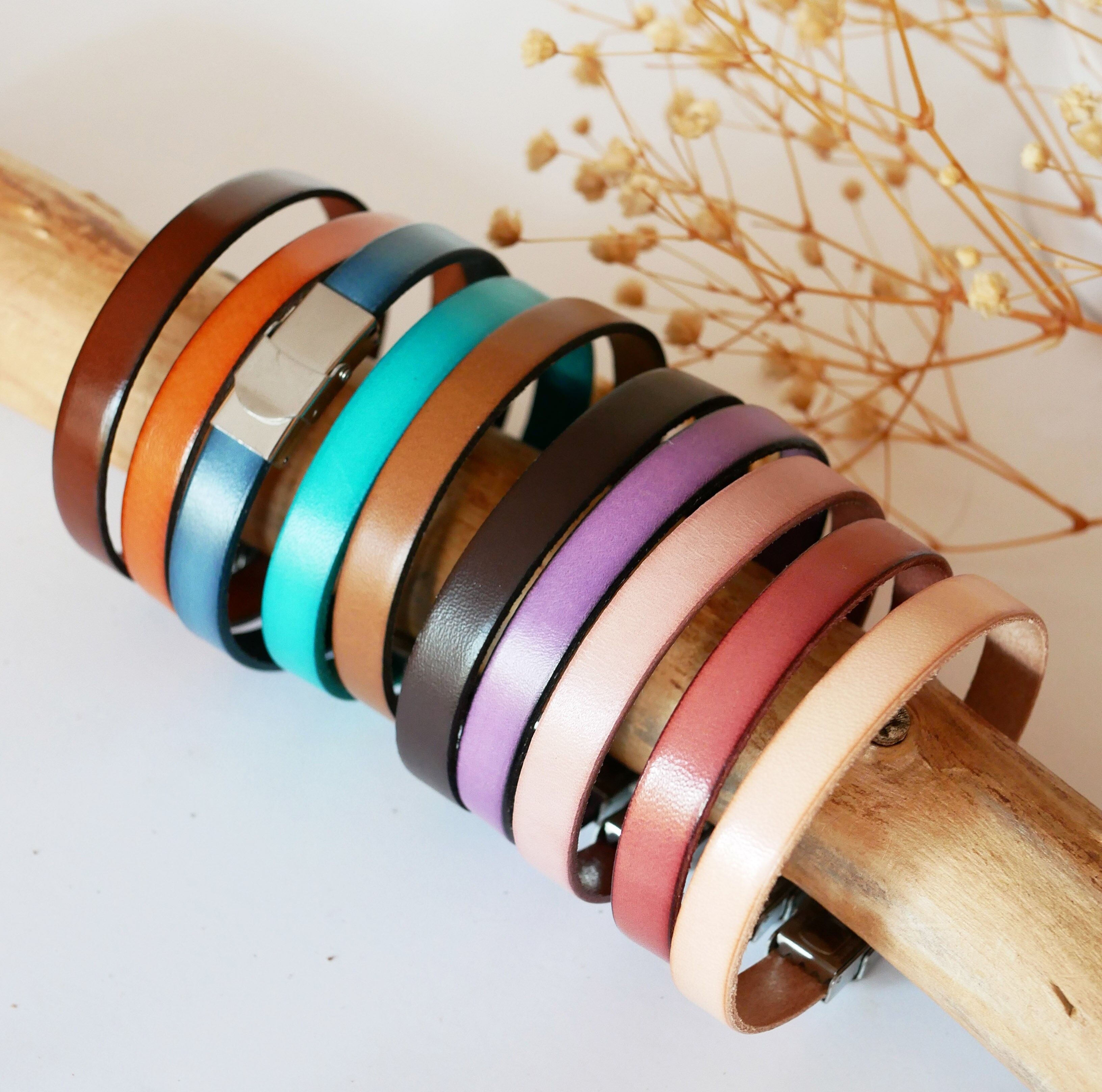 Pack découverte Best-seller 10 bracelets mixtes en cuirs colorés