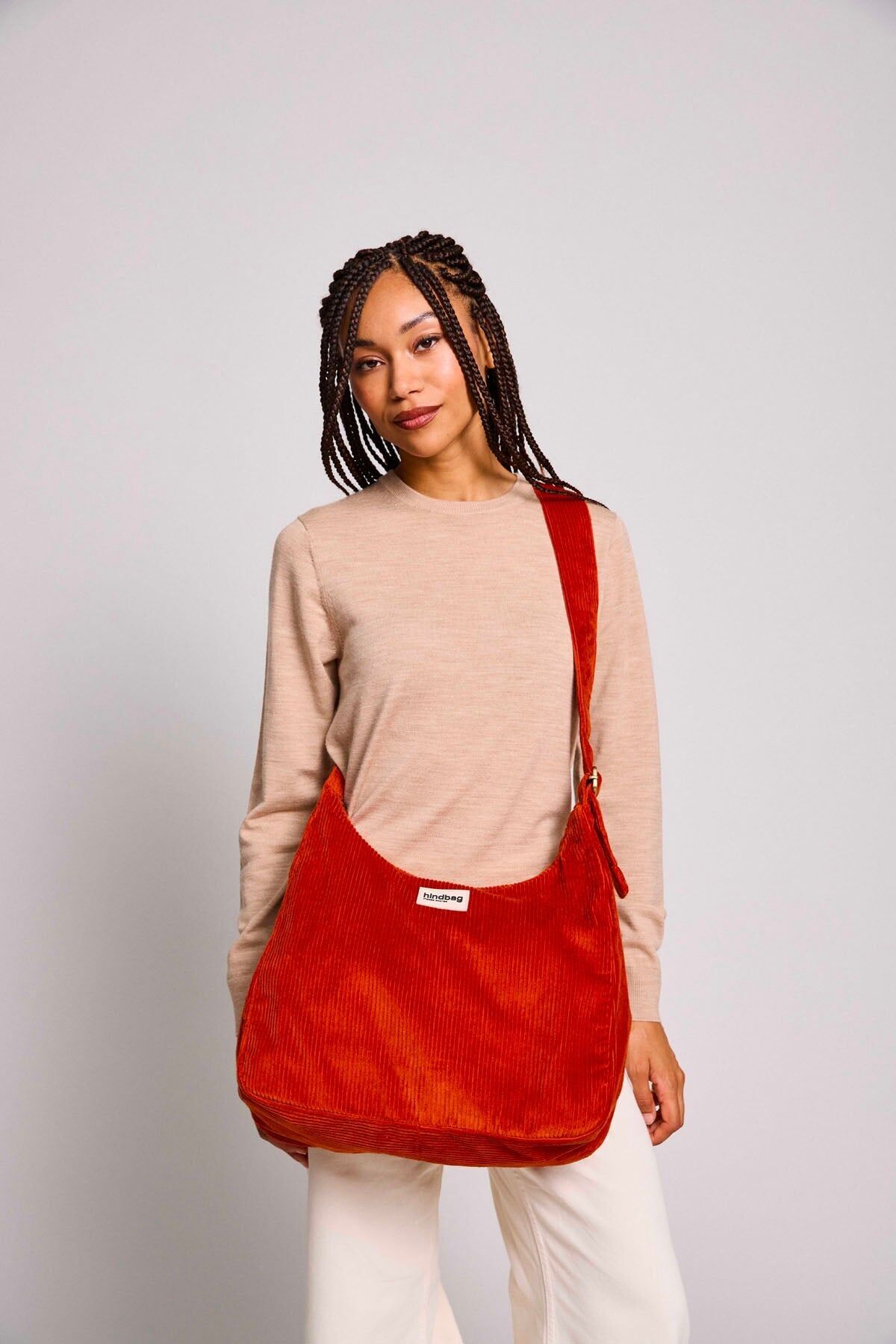 Borsa hobo in velluto Claire Brick