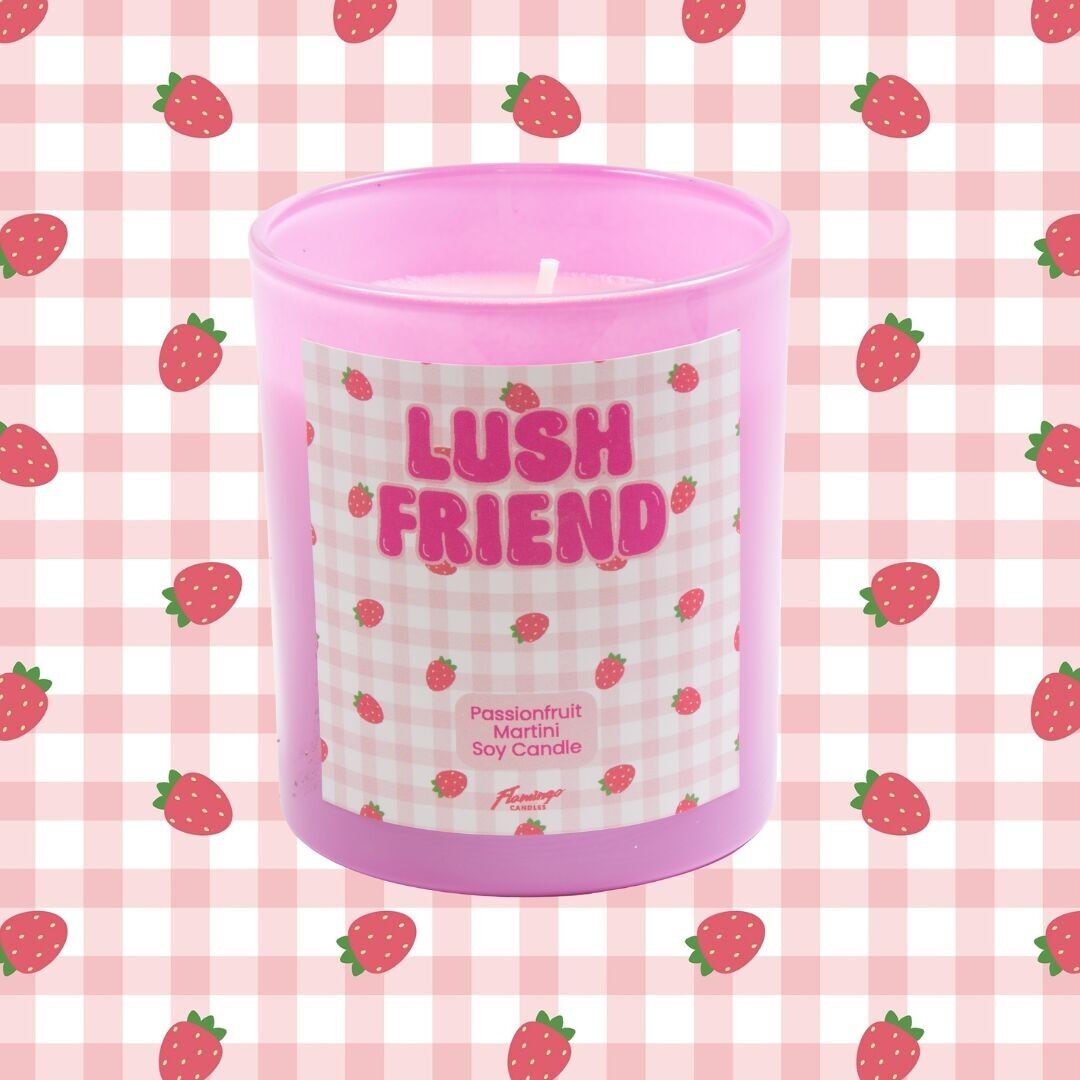 Vela Lush Friend Pink Strawberry Martini de maracuyá