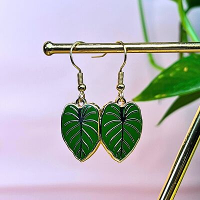 Philodendron Gloriosum earrings – plant jewelry gold-colored, enamel pendant & stainless steel fish hook