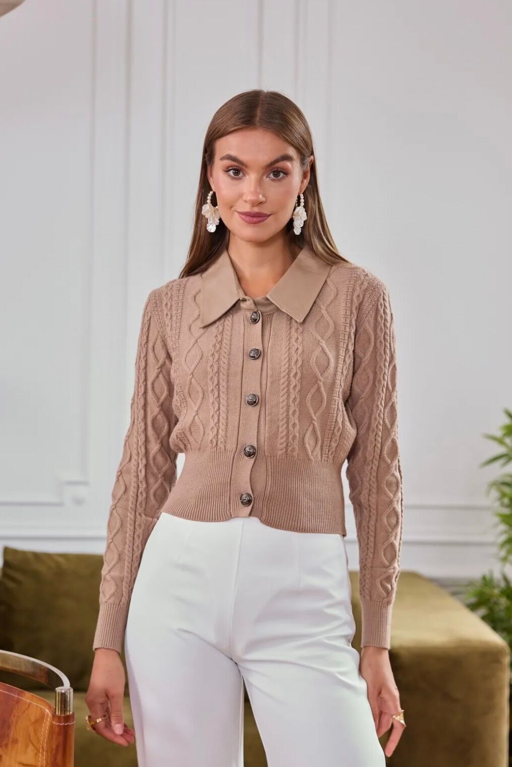 Gilet con colletto a camicia ritorto - 2650