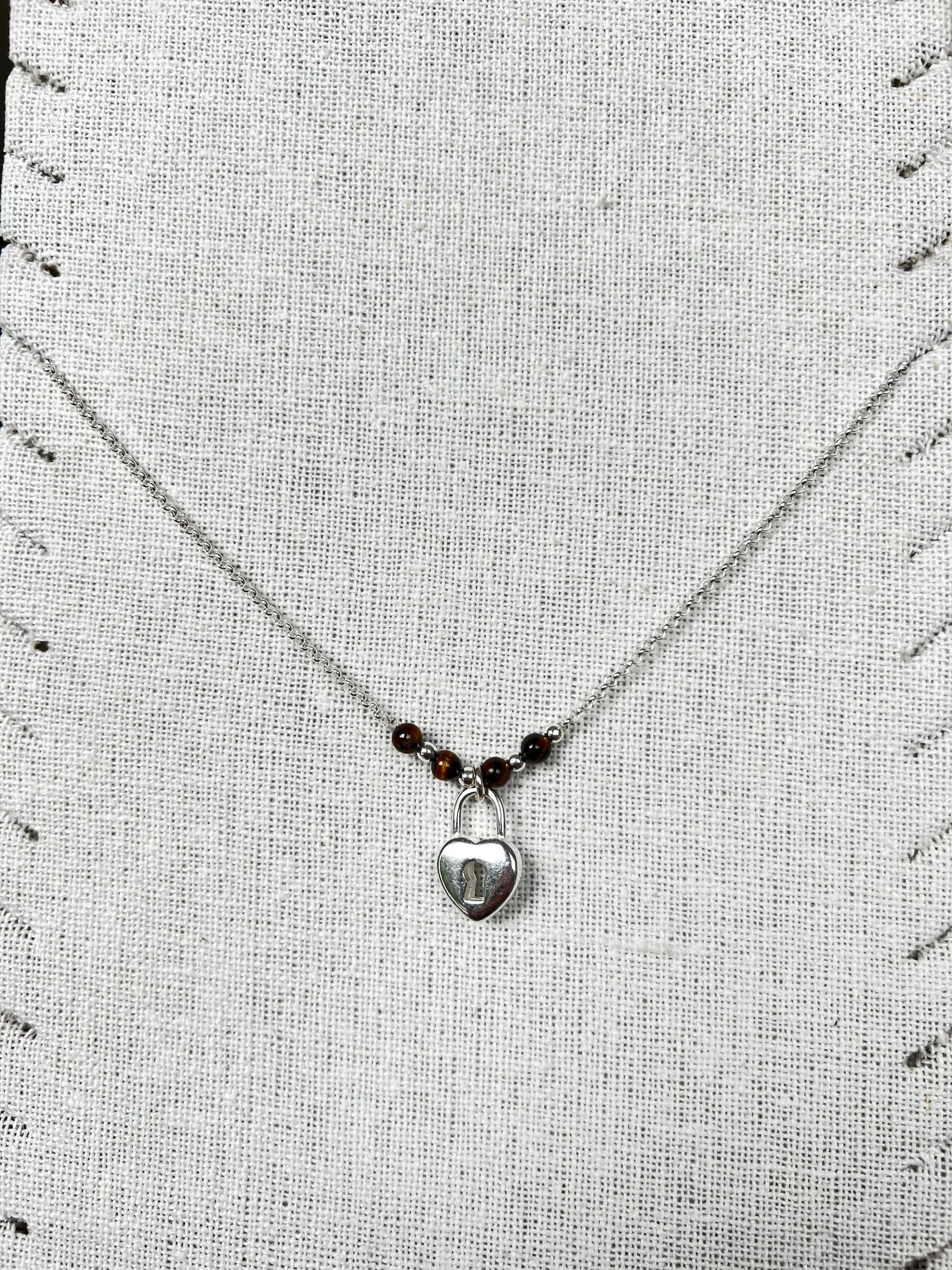 Collier perle&chaine cadenas cur