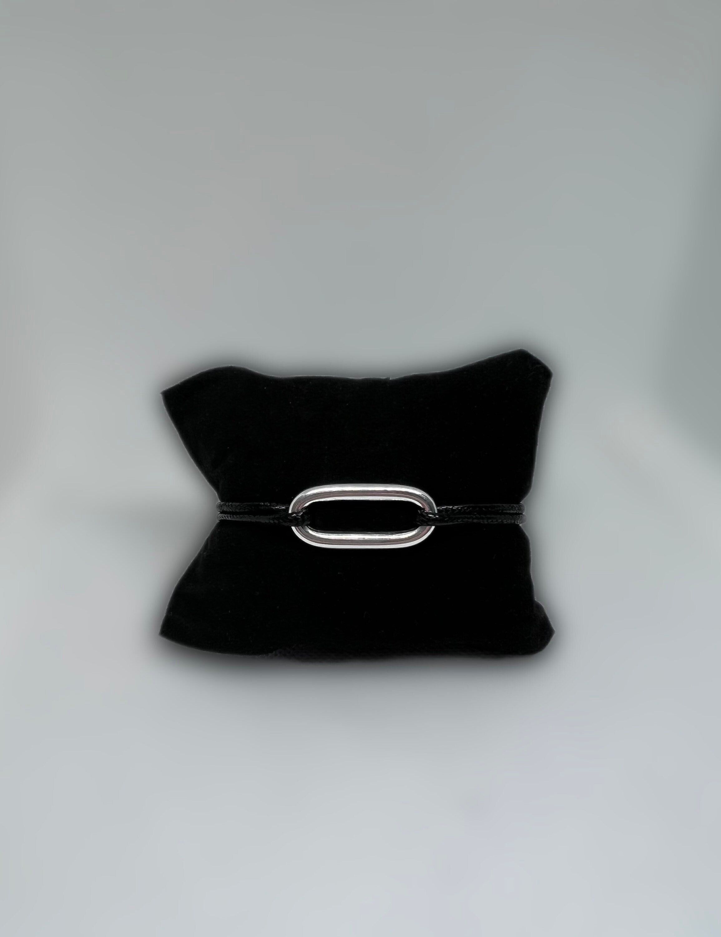 Ovales Silberarmband