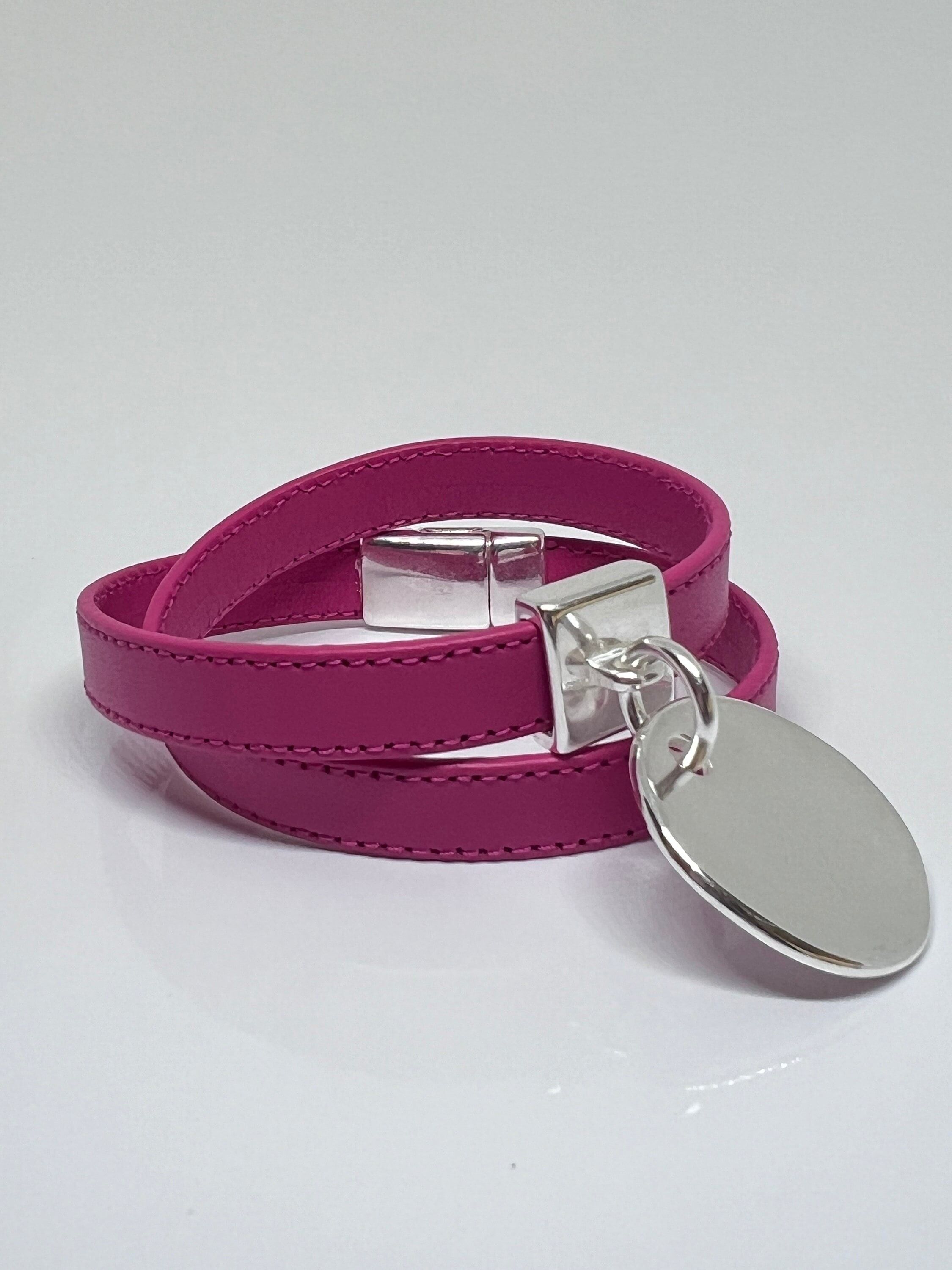 Rosa Lederarmband mit doppelter Wicklung
