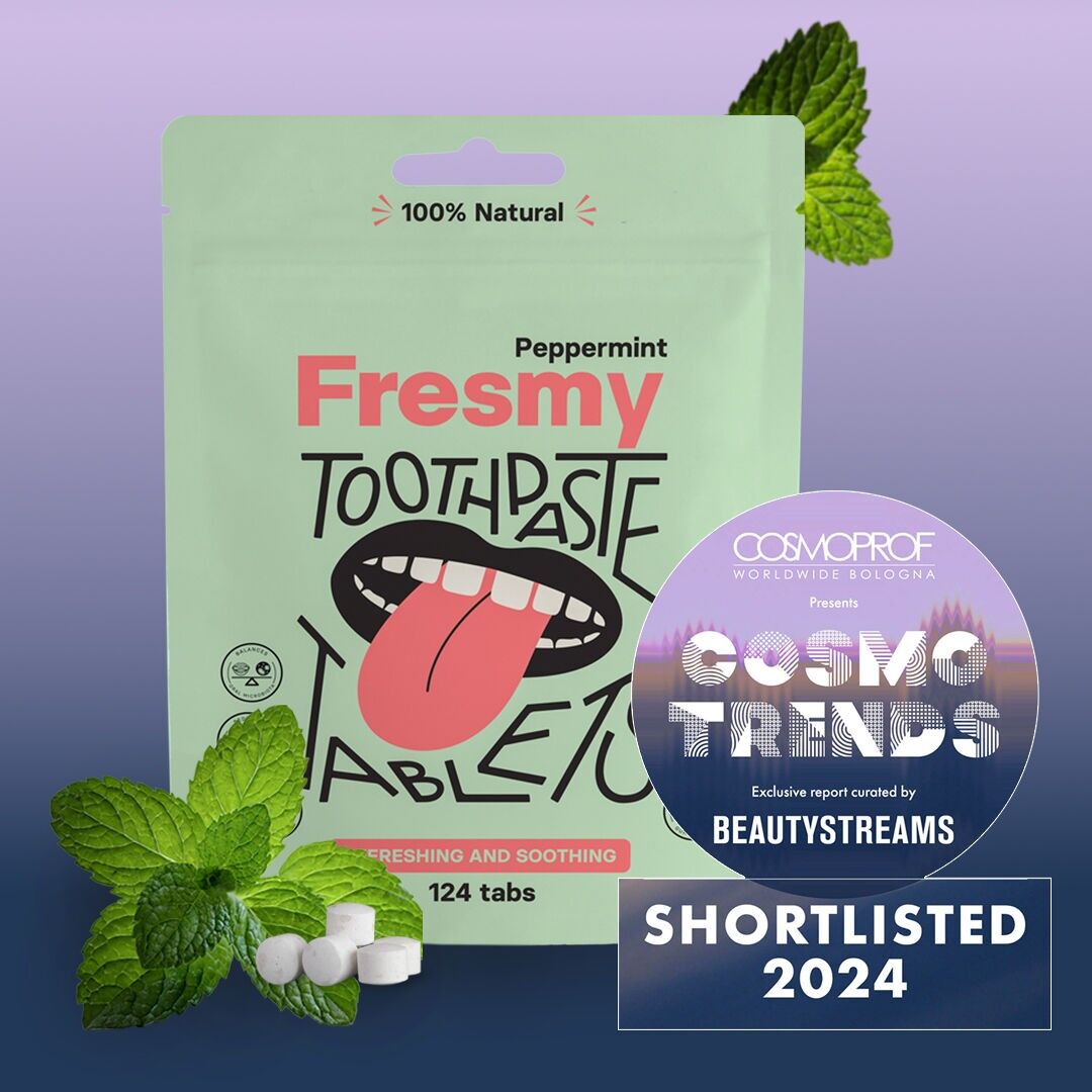 Comprimés de dentifrice à la menthe poivrée dans un sac en papier