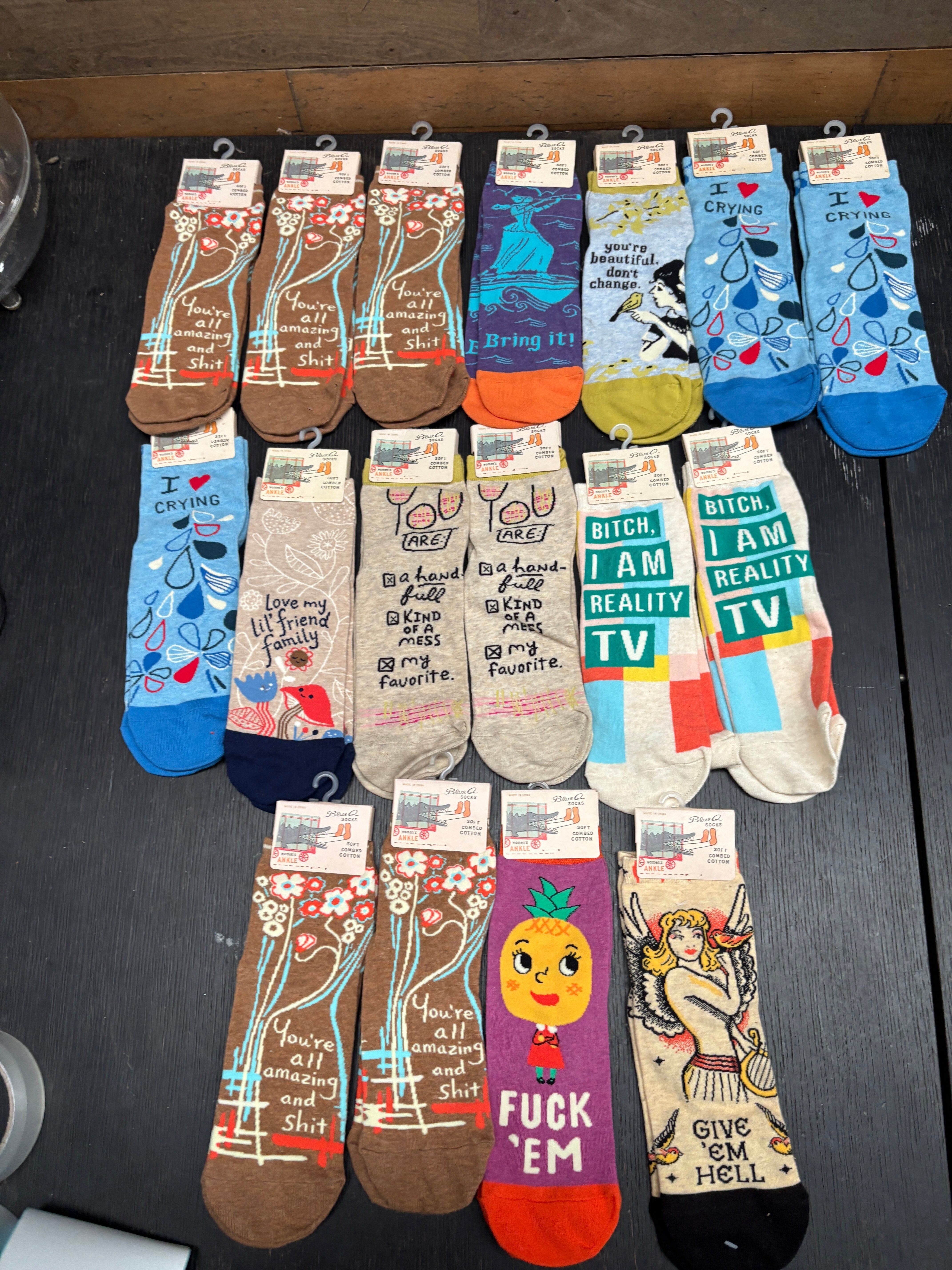 Clearance Bundle 12  - 17 Pairs of ankle socks - various designs
