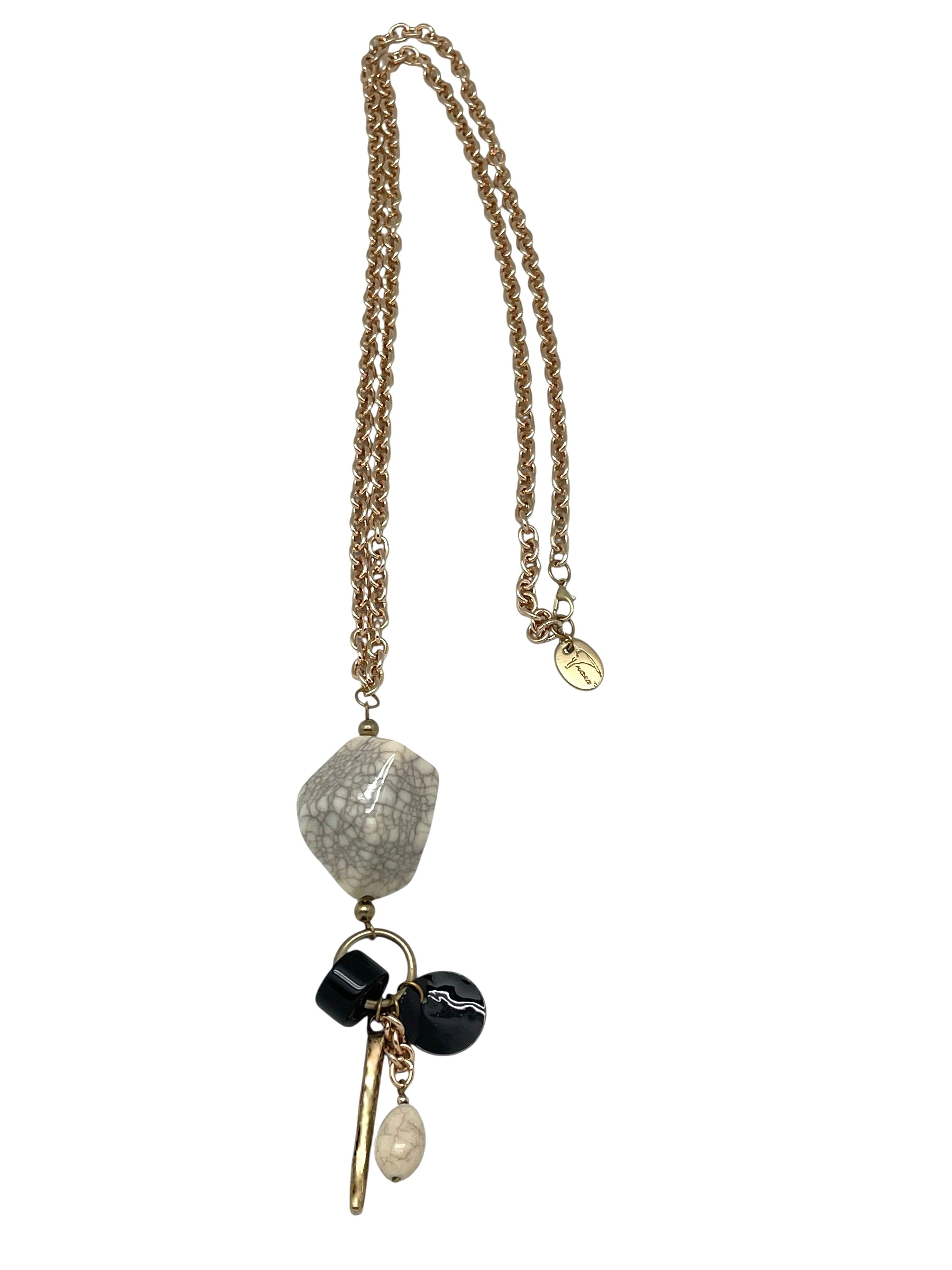 Collana lunga Meteoro con ciondolo in cristallo di madreperla in ottone placcato oro