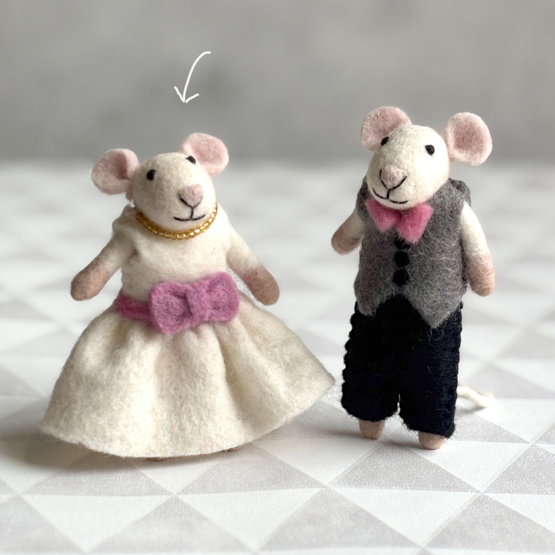 Souris mariée (7D-MOUSE-BRIDE)