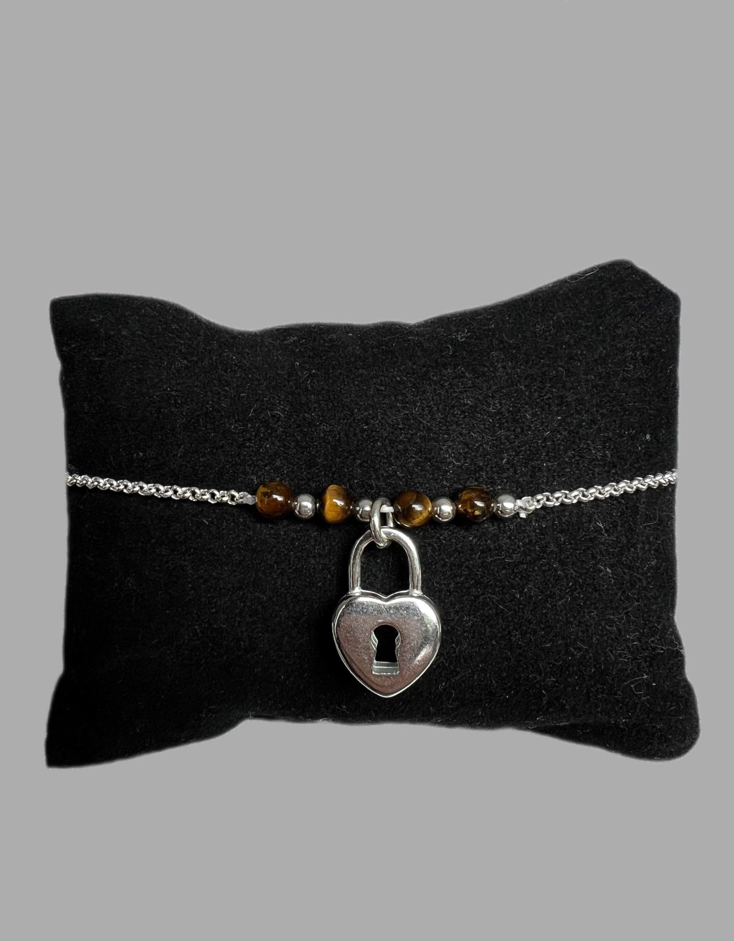 Perlen- und Kettenarmband mit Herz-Vorhängeschloss