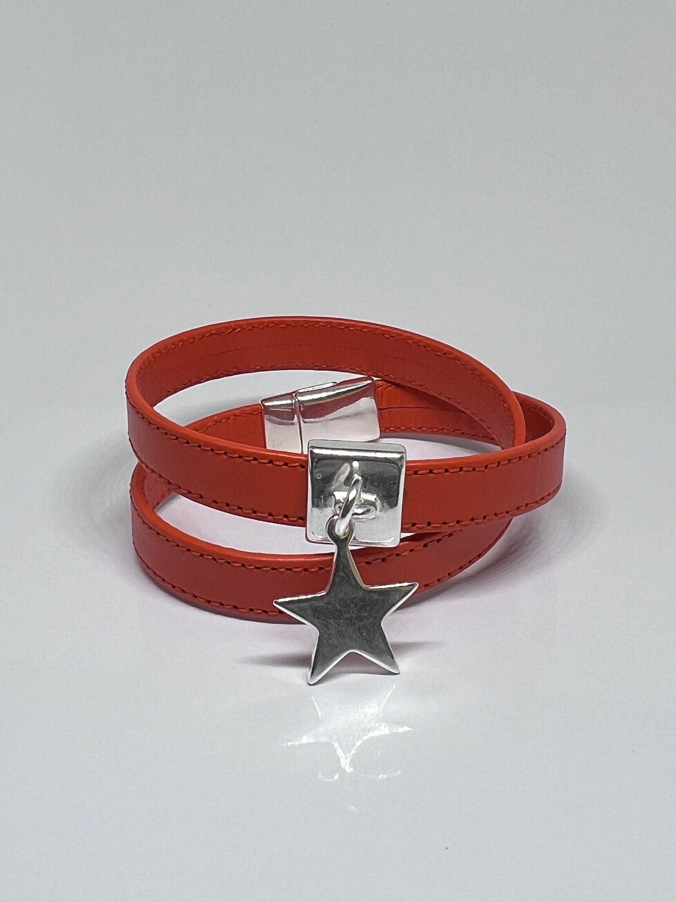 Doppelt gewickeltes orangefarbenes Lederarmband