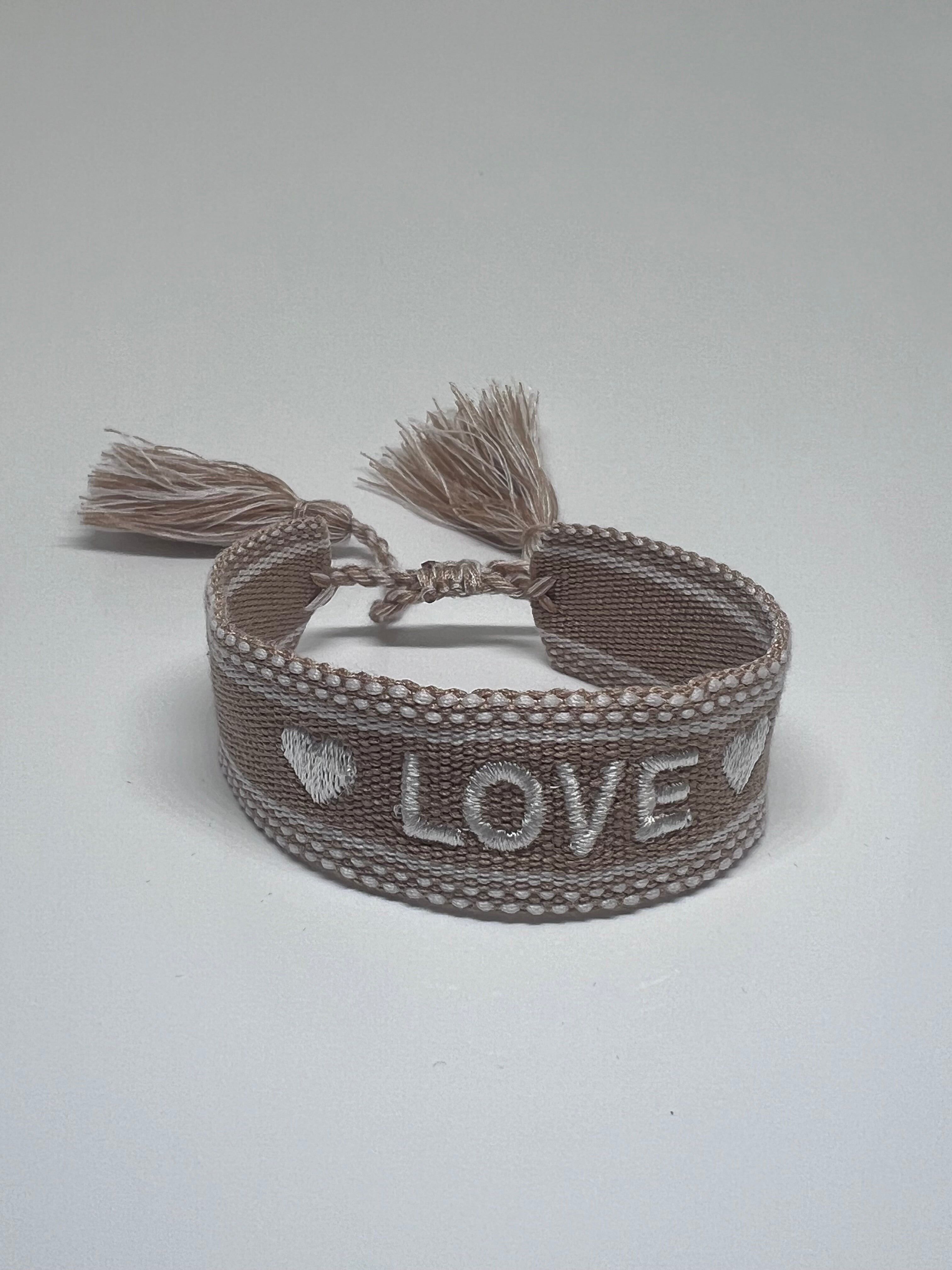 Braccialetto ricamato con pompon Beige Love