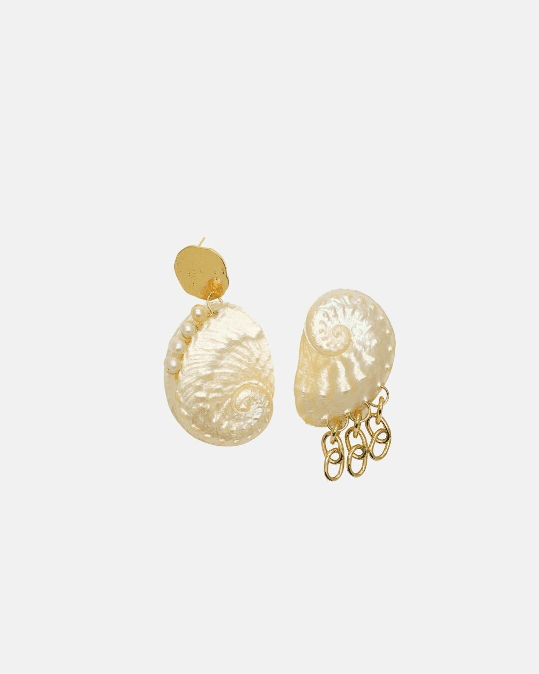 Asymmetrische Harper-Ohrringe